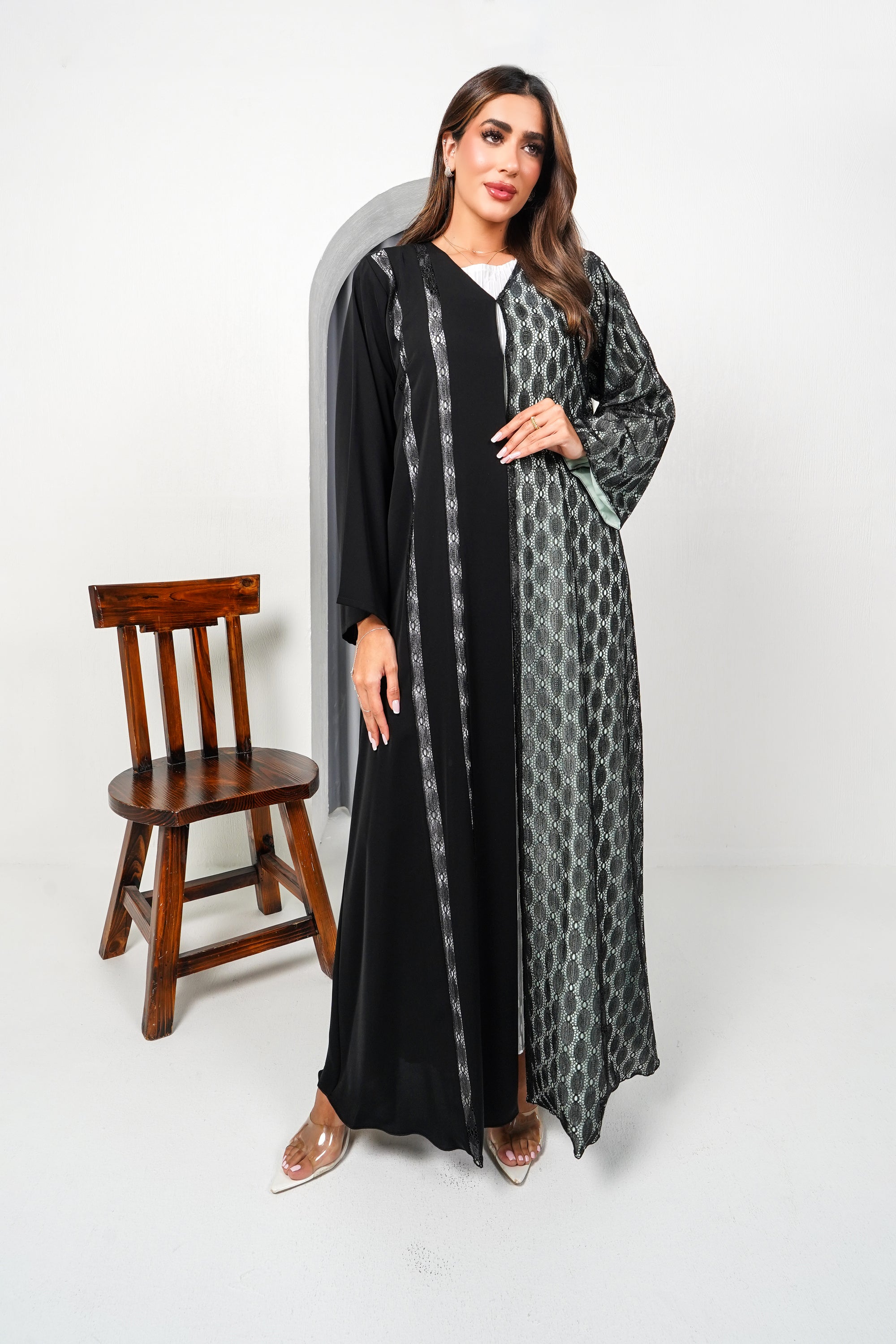 R196 Black shining Dantil  Abaya Set