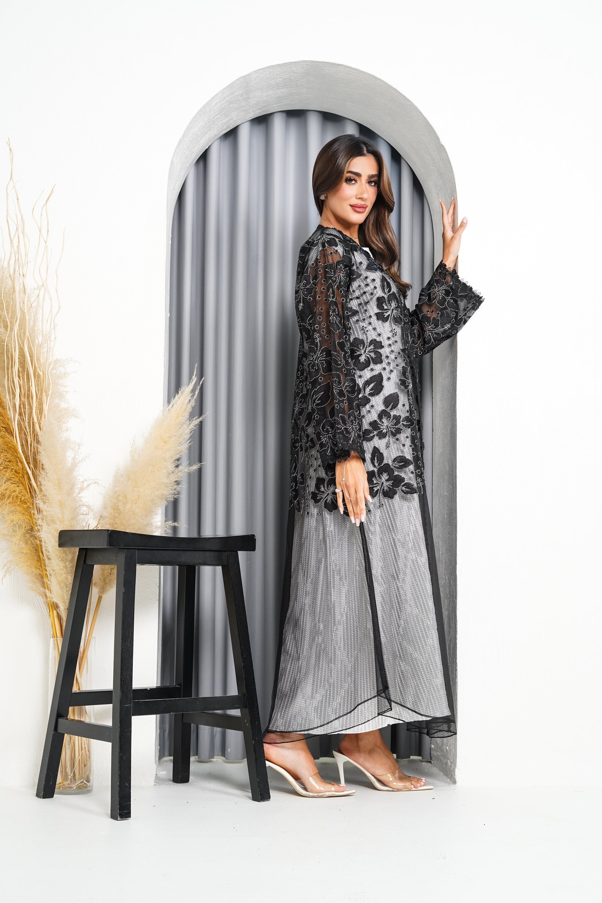 R221 Black wedding and party Designer Abaya Set