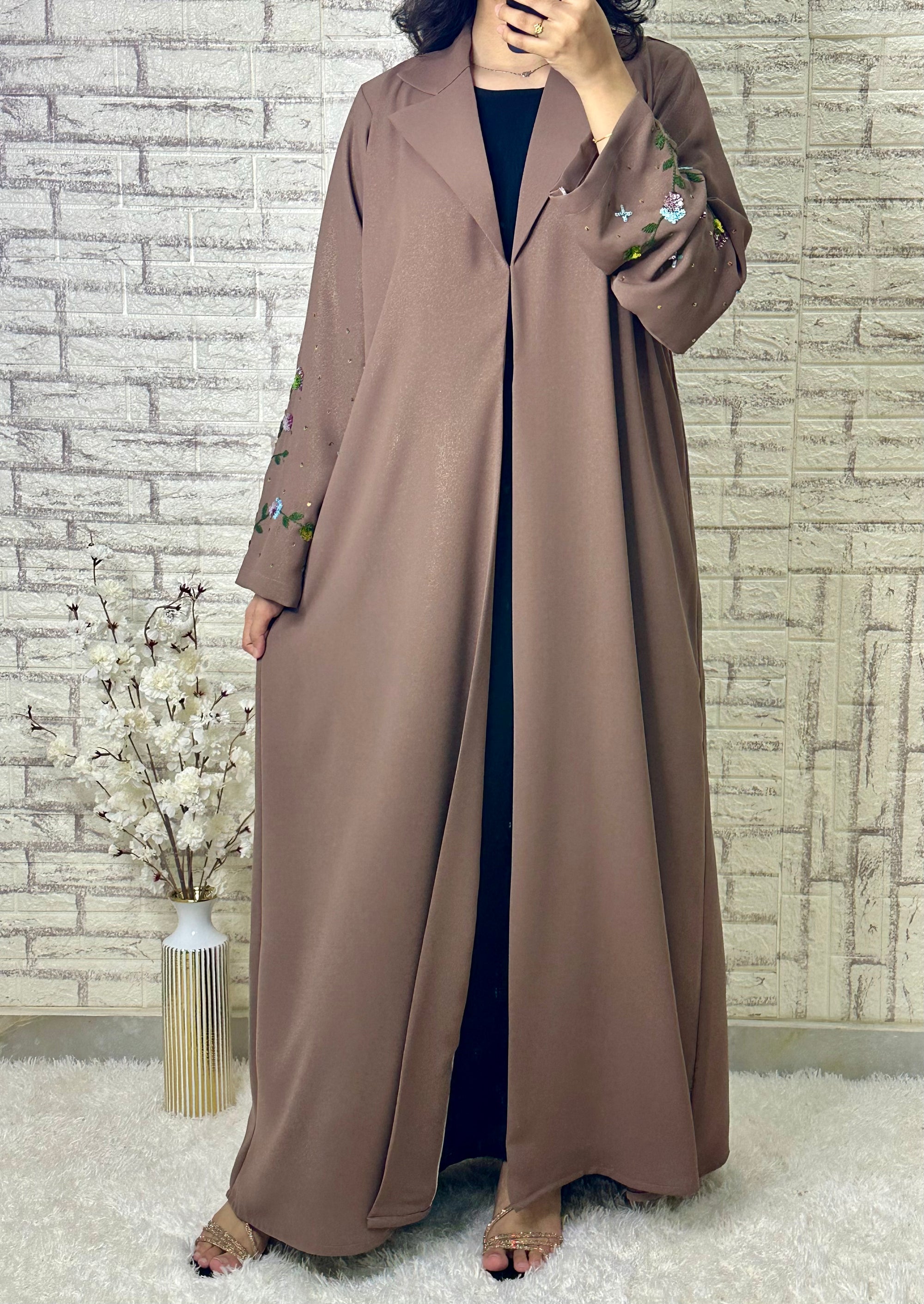 طقم عباية بنية R017 C Wave