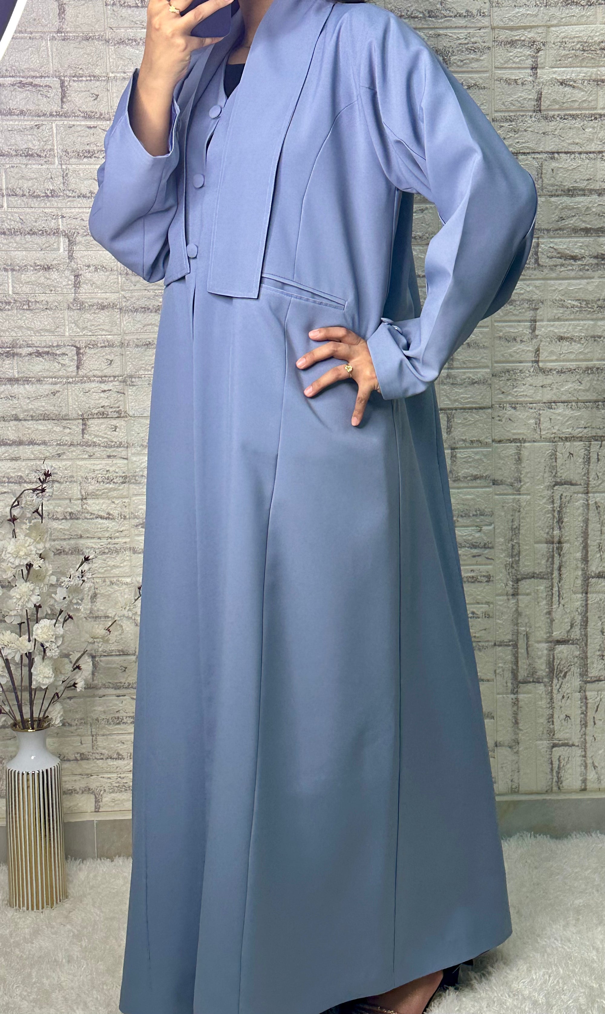 طقم عباية R025 أزرق سماوي