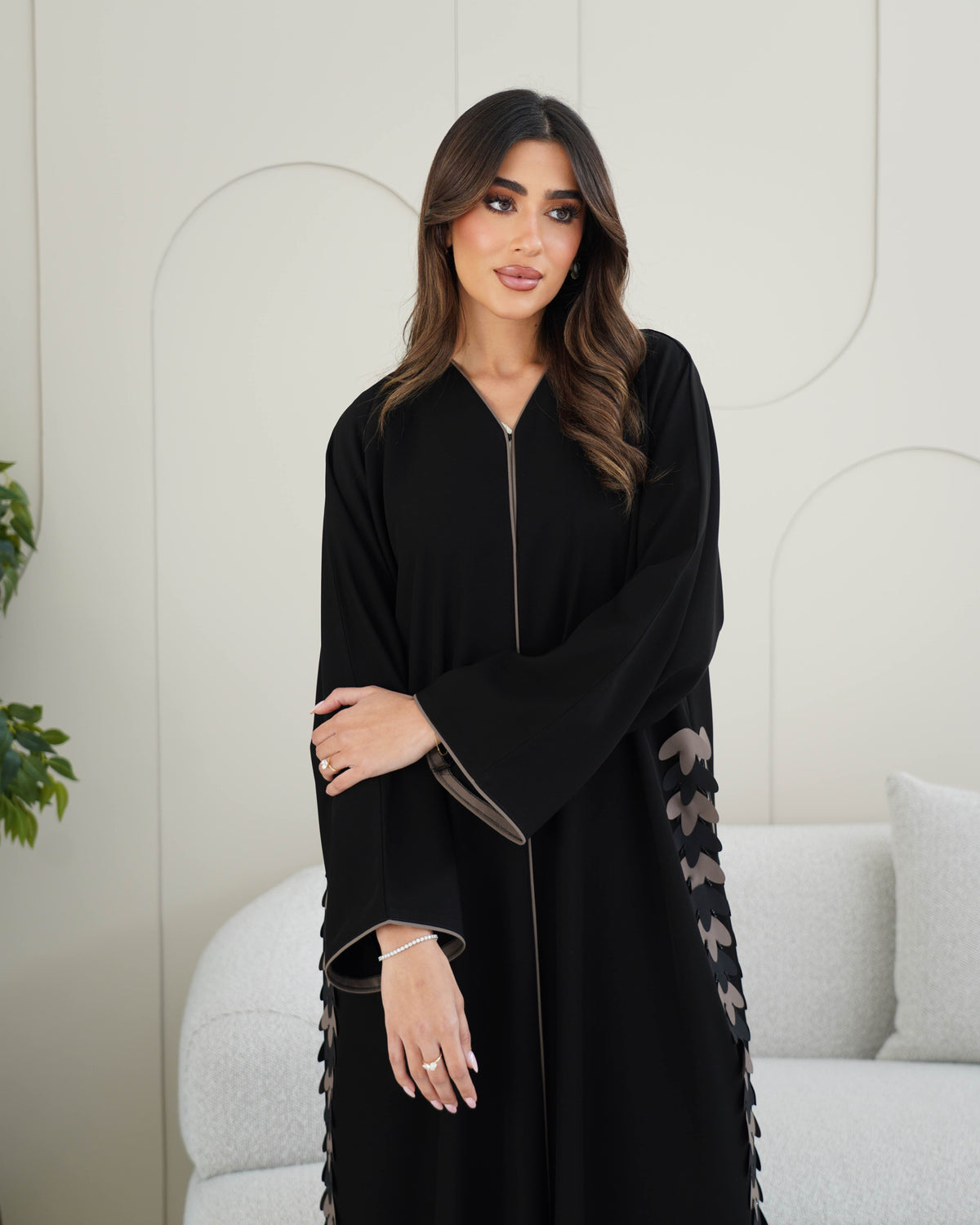 luxury black abaya Dubai elegant style