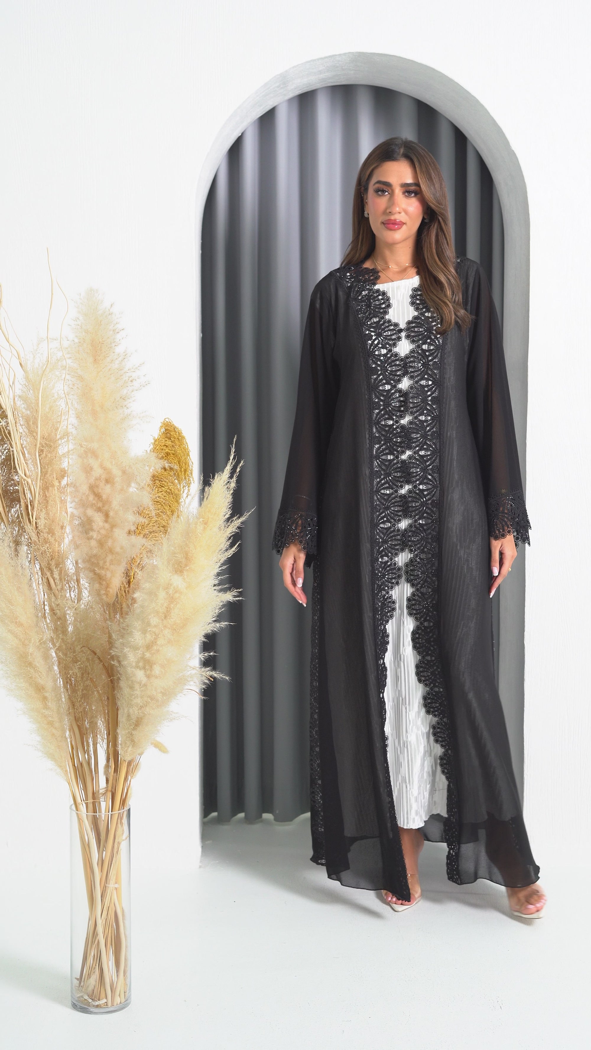 R217 Black Classic Dantil Abaya Set