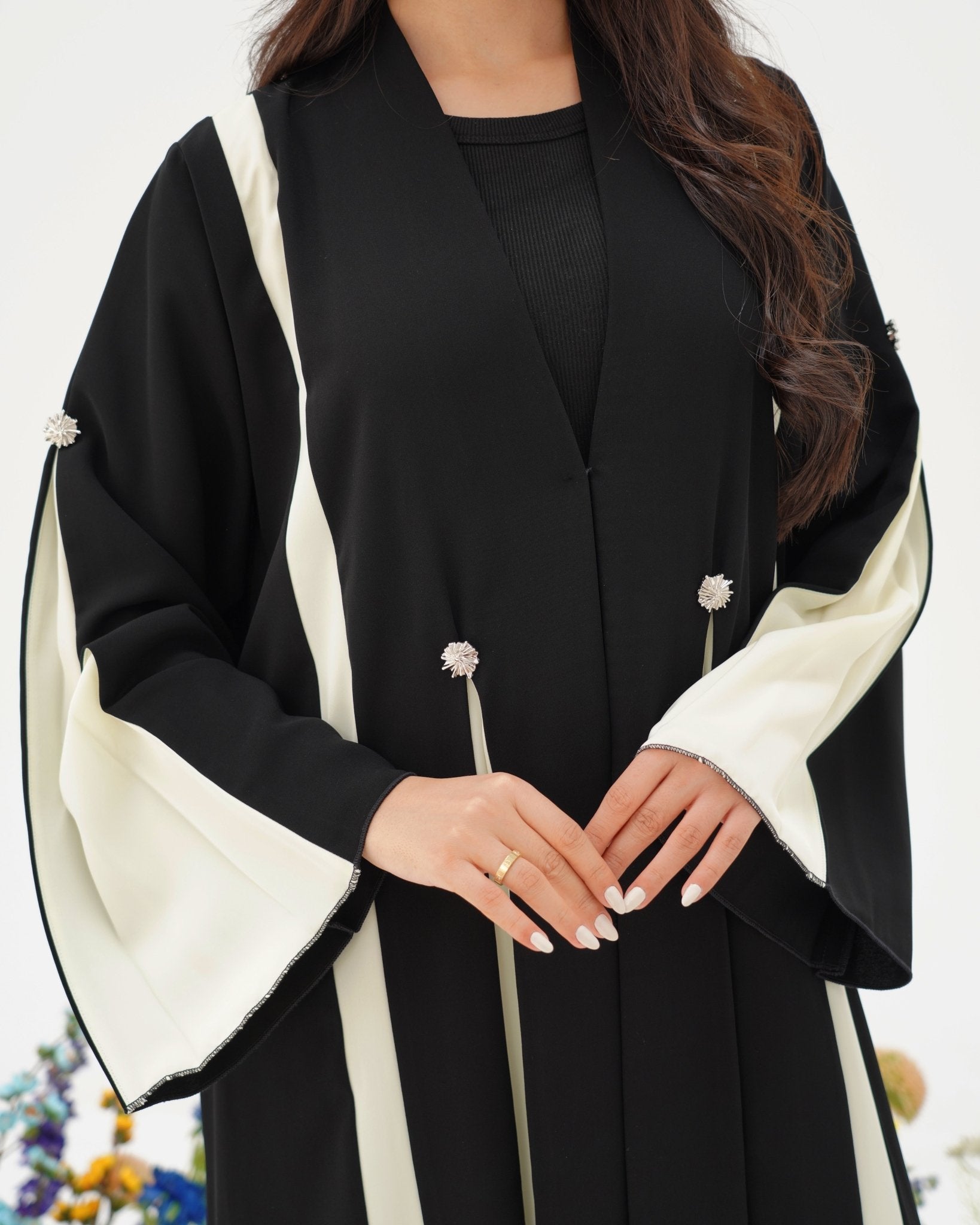 R297 Stylish cutting Model black and beige Abaya Abaya for Women UAE – Abaya – Rutba Fashion Abaya