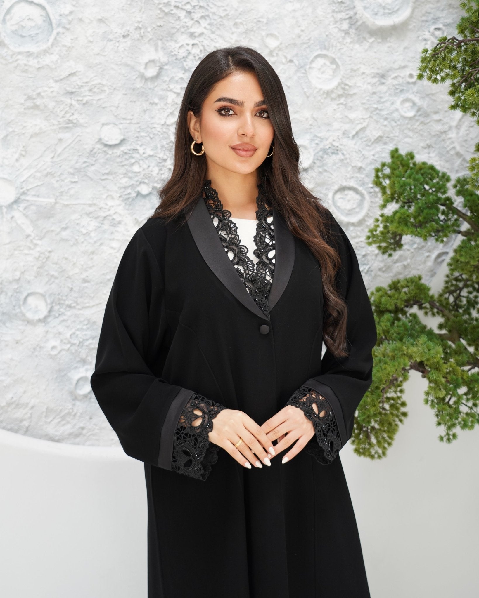 R317 Luxurious Modern coat model Black Abaya Abaya for Women UAE – Abaya – Rutba Fashion Abaya