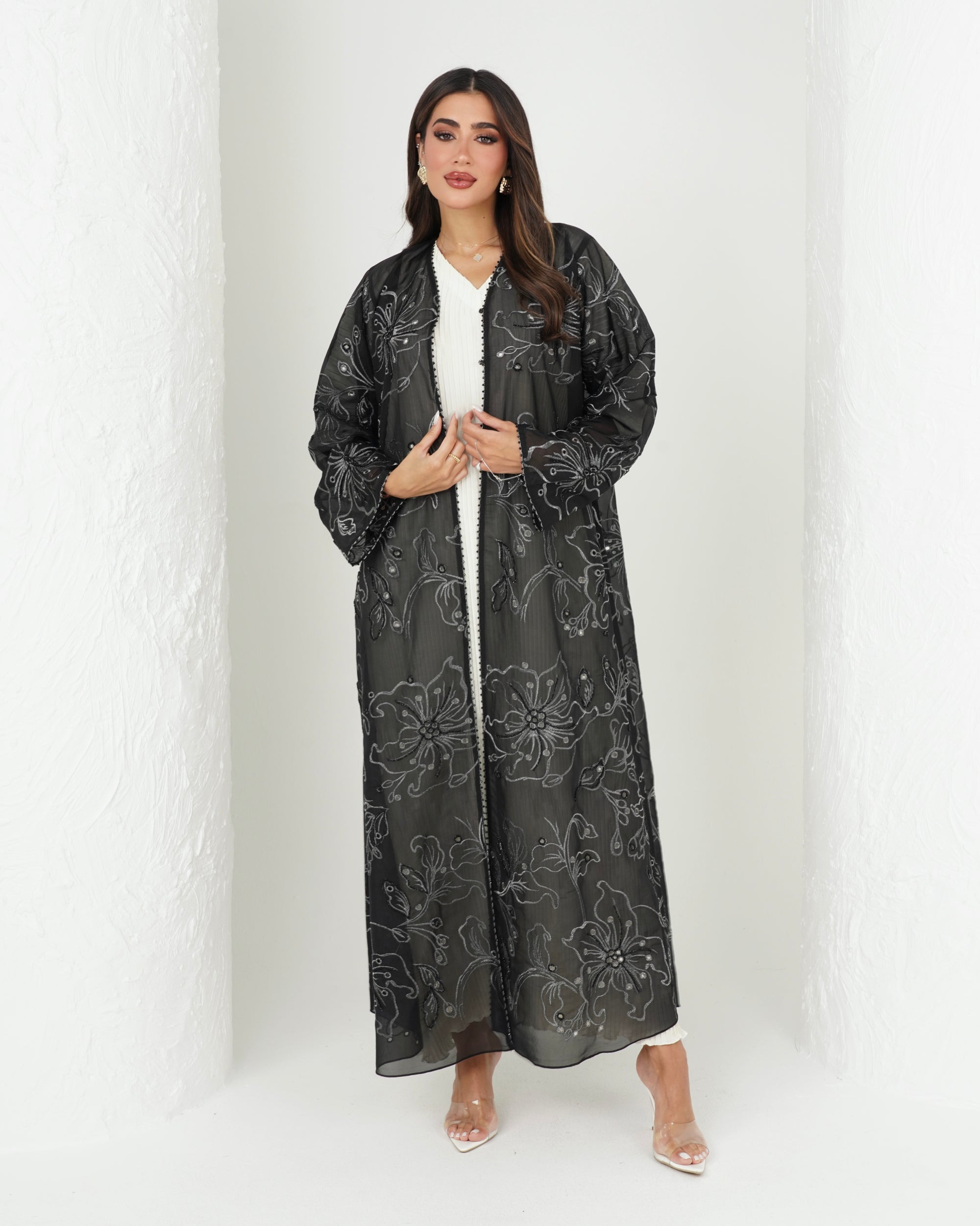 R132 Spanking Black  Abaya Set