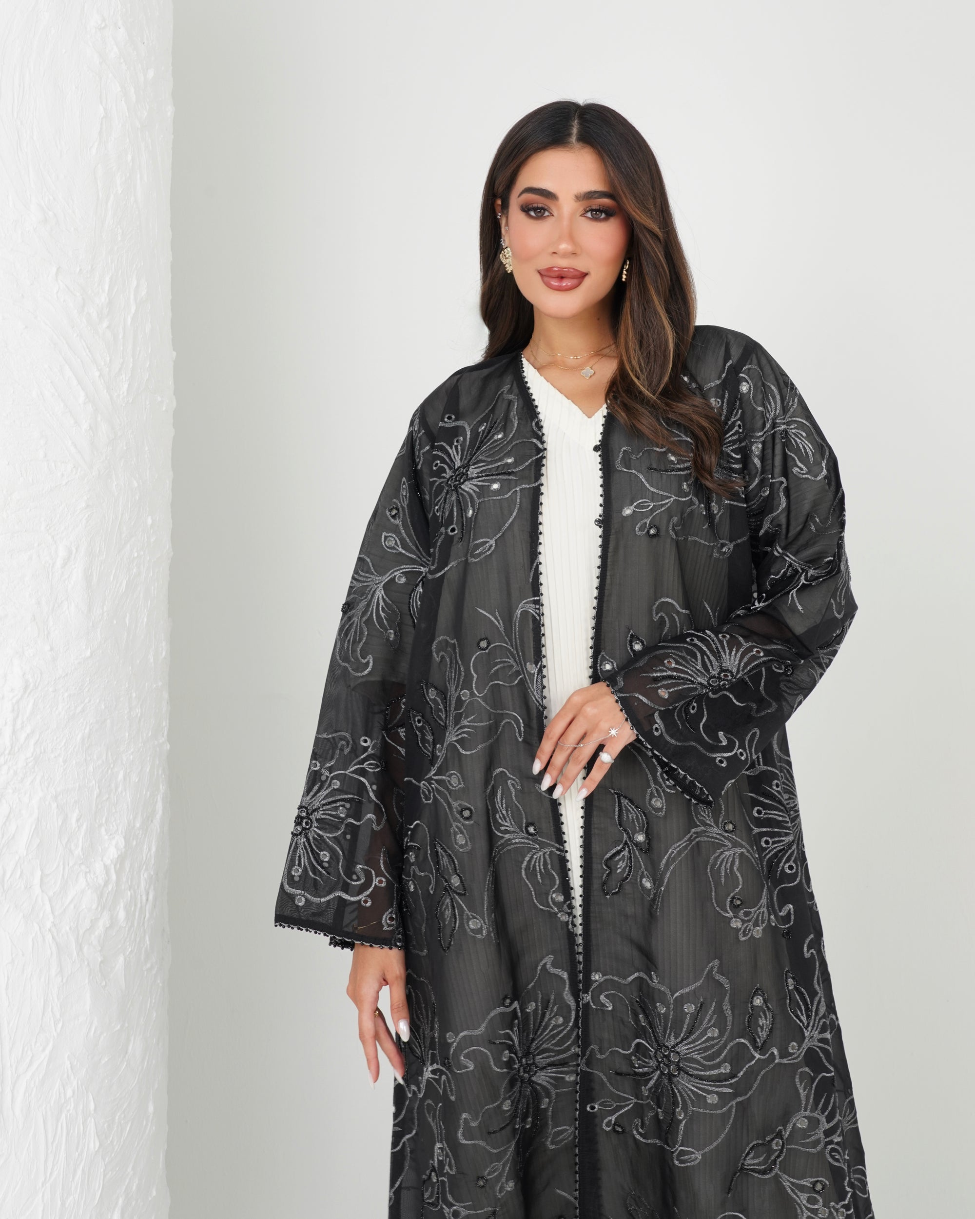 R132 Spanking Black  Abaya Set