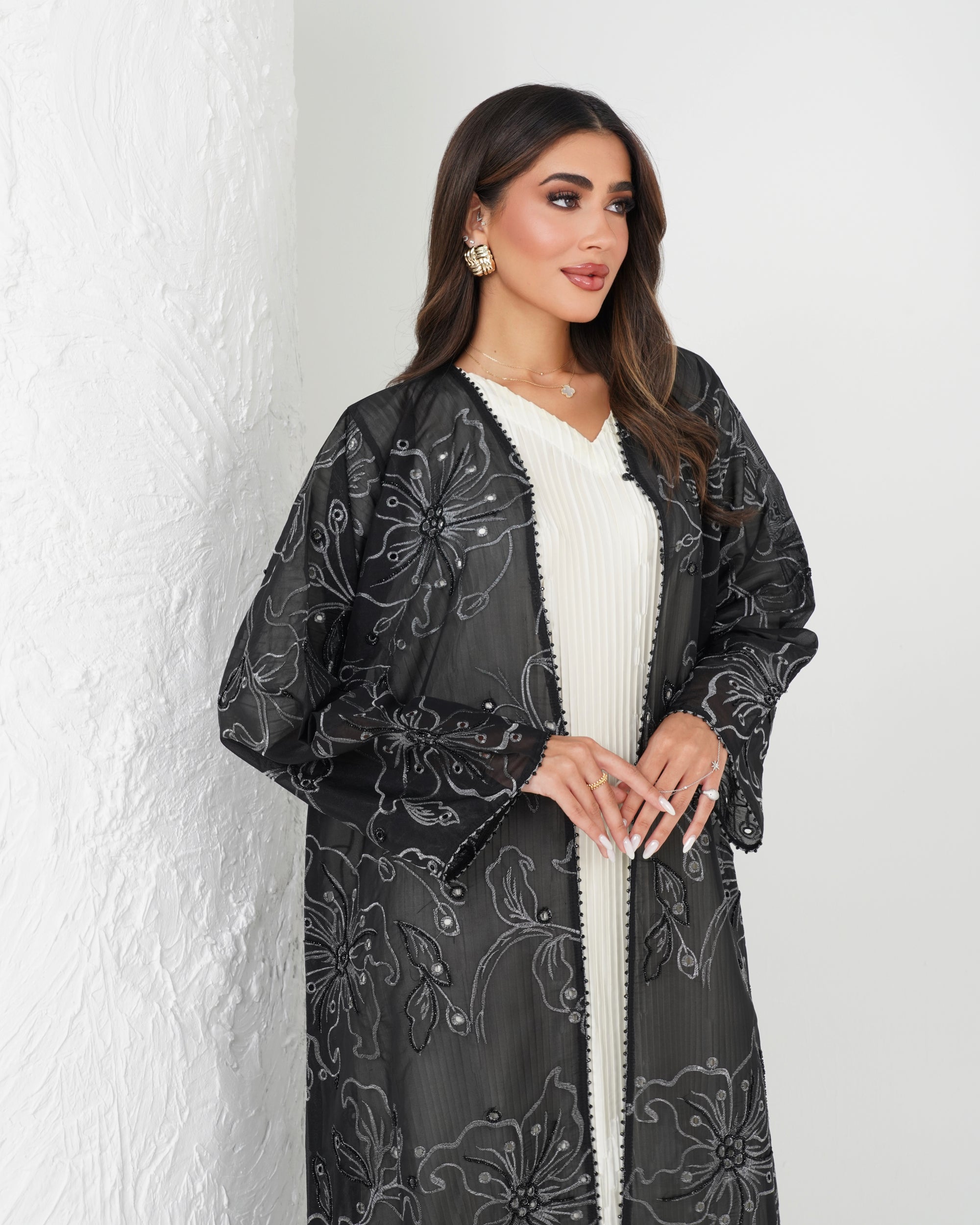 R132 Spanking Black  Abaya Set