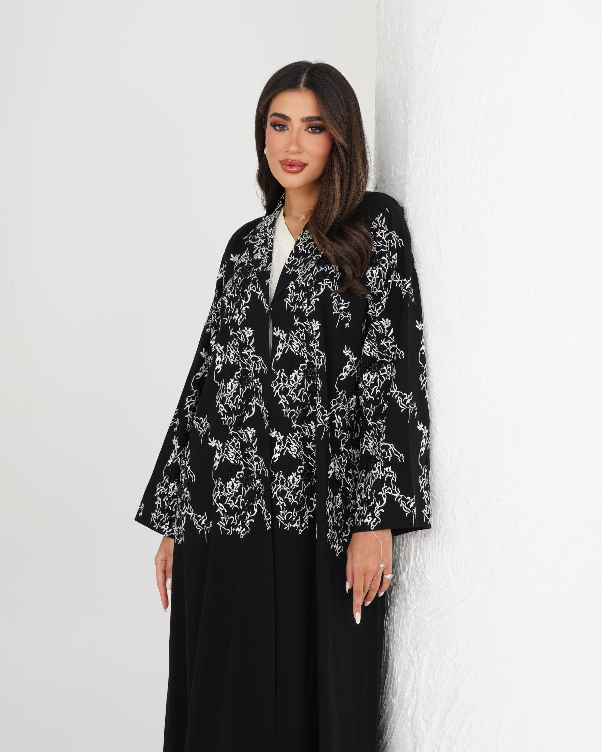 R134 Black Queen  Abaya Set