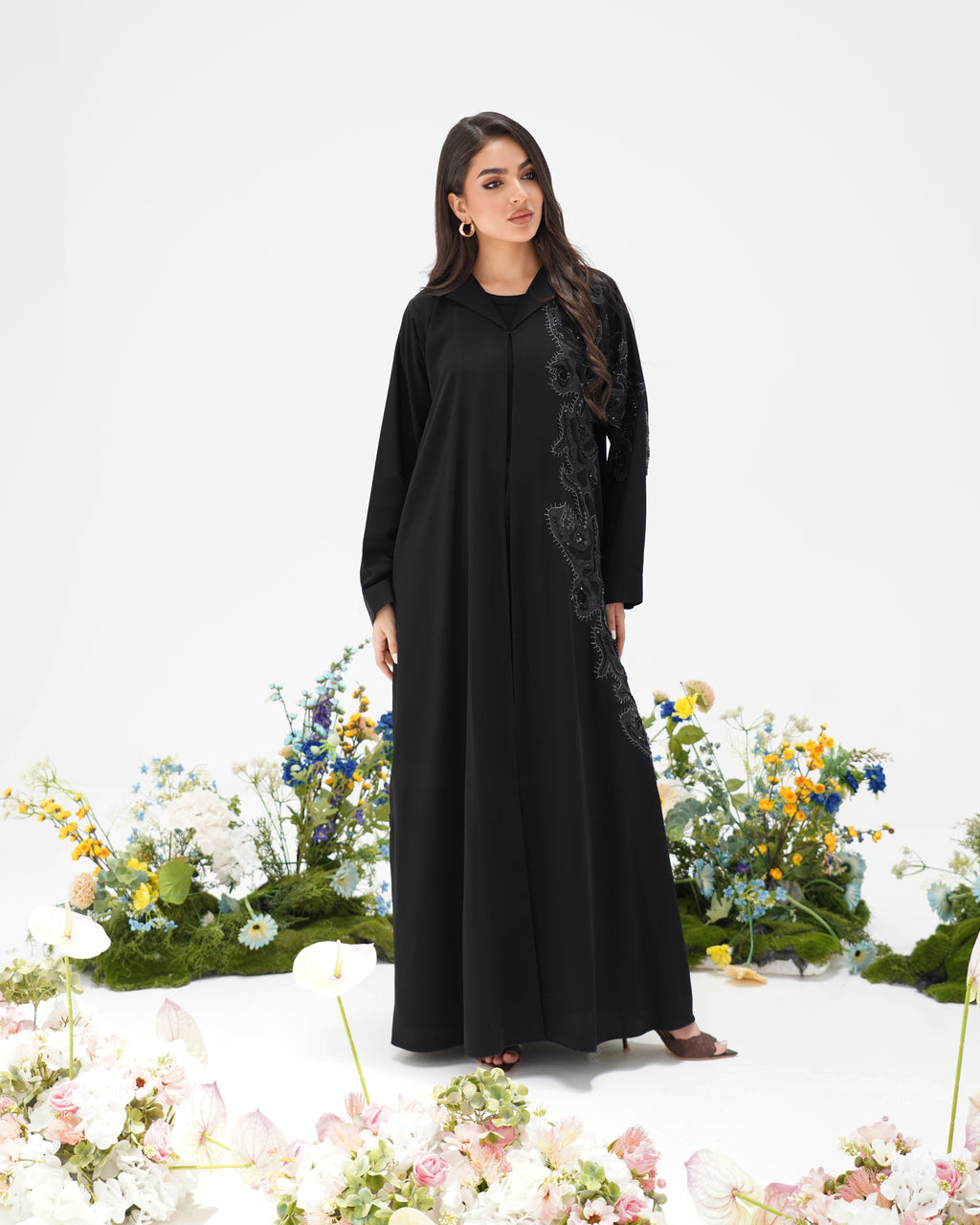 R306 Modern laser cut silver Ari with Beads work Black Abaya