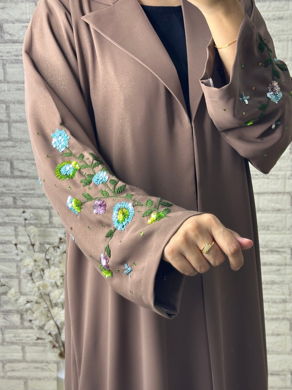 طقم عباية بنية R017 C Wave