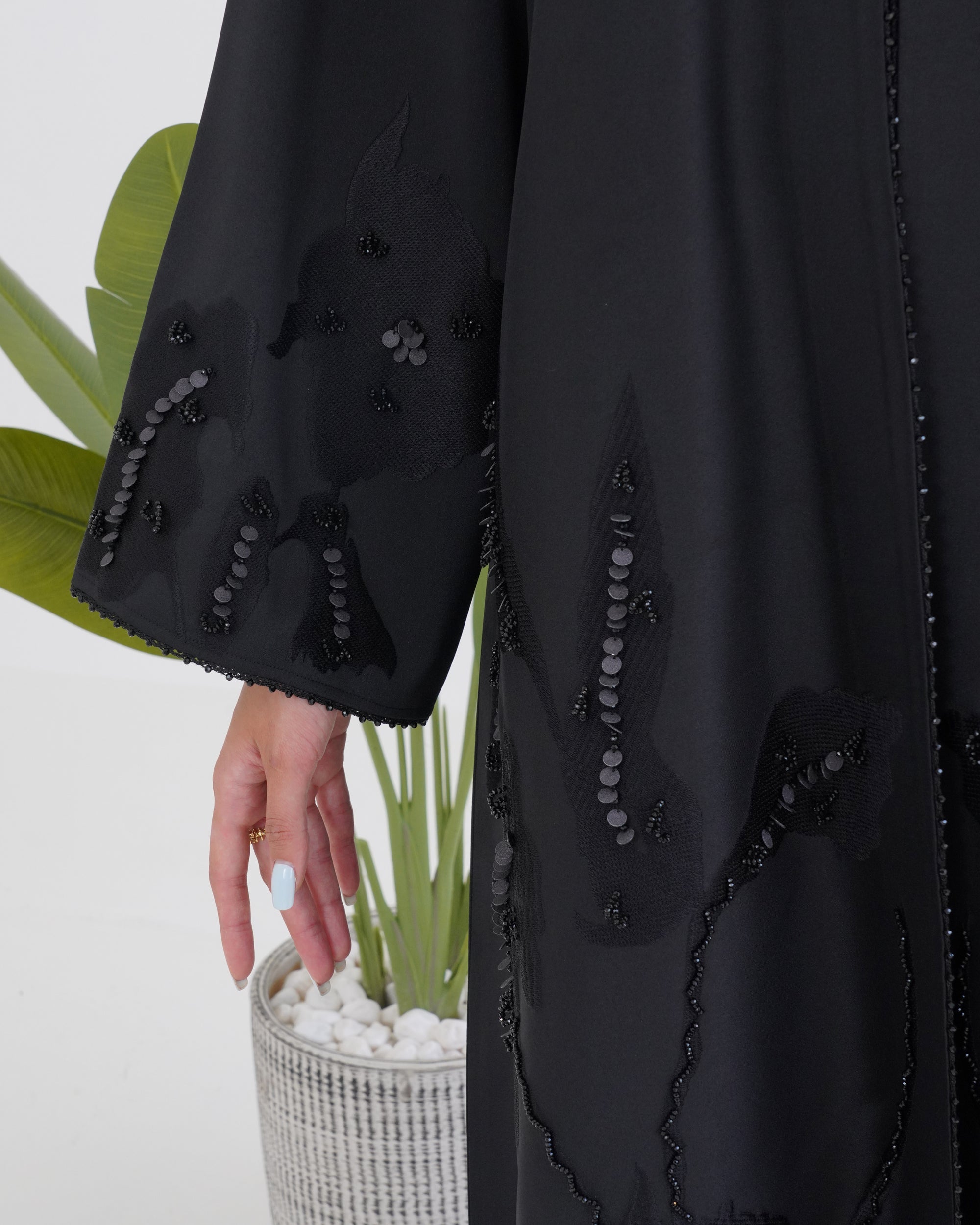 R111 Black Abaya Set