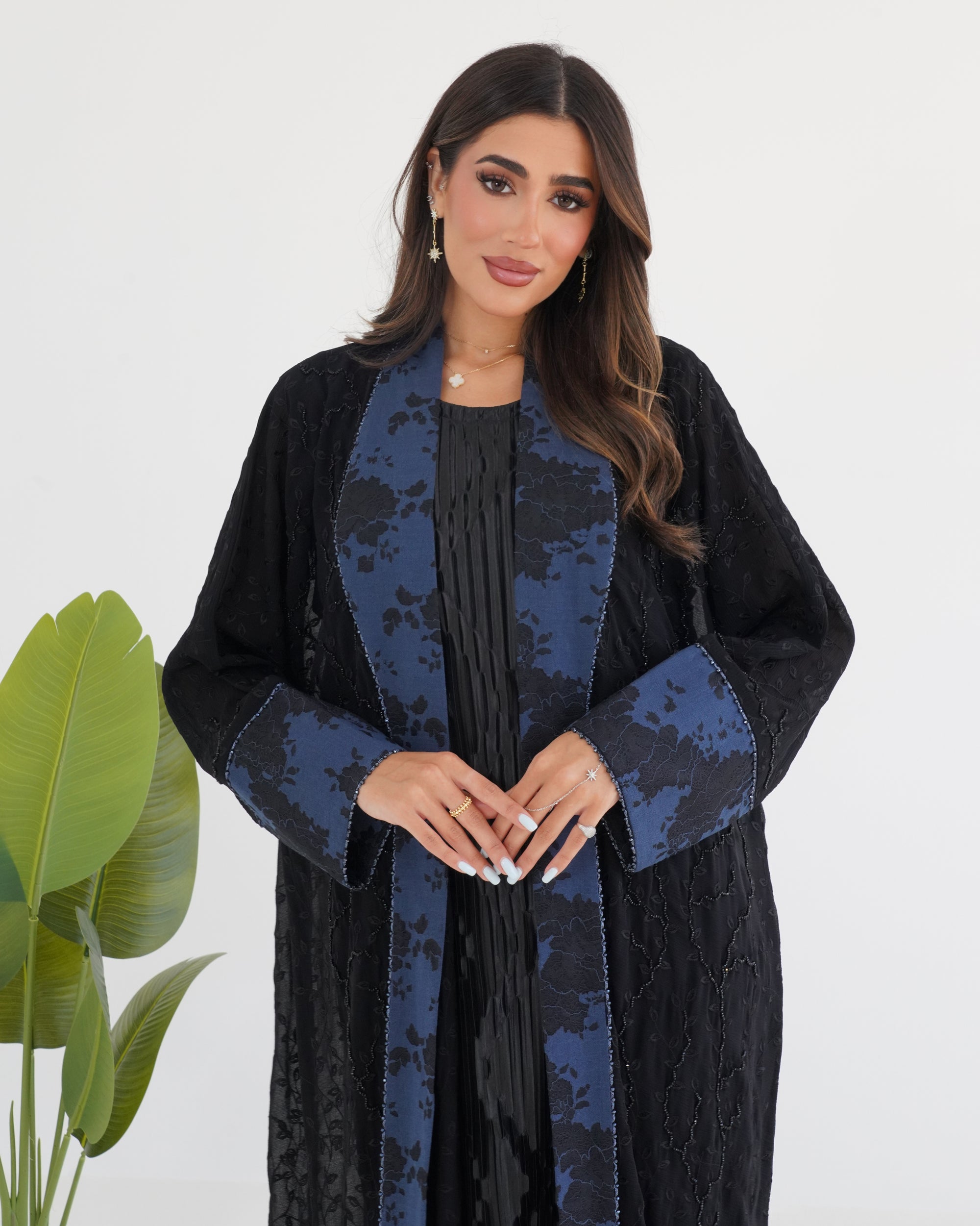R113  Black Abaya Set