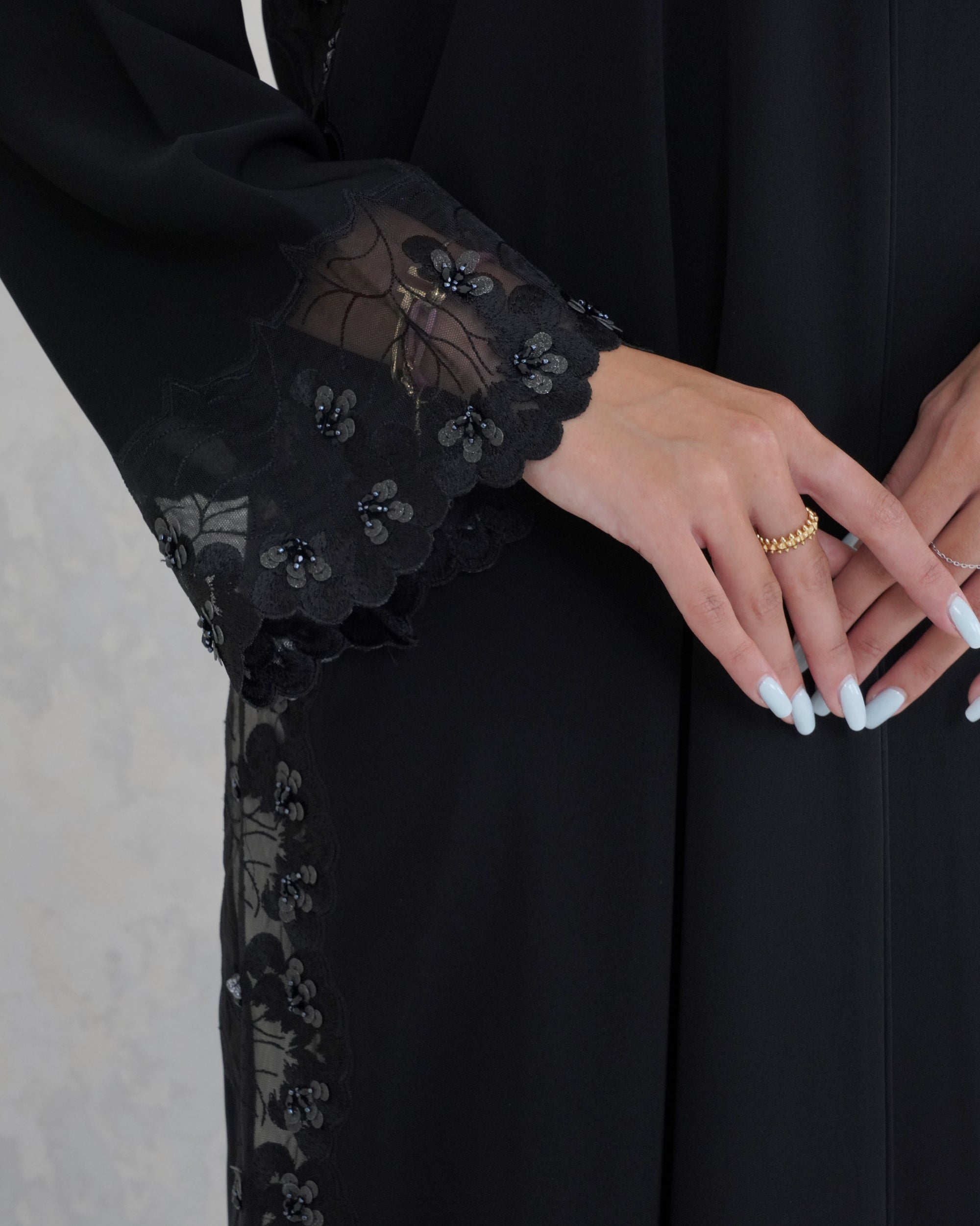 R123 Black dantel Abaya Set