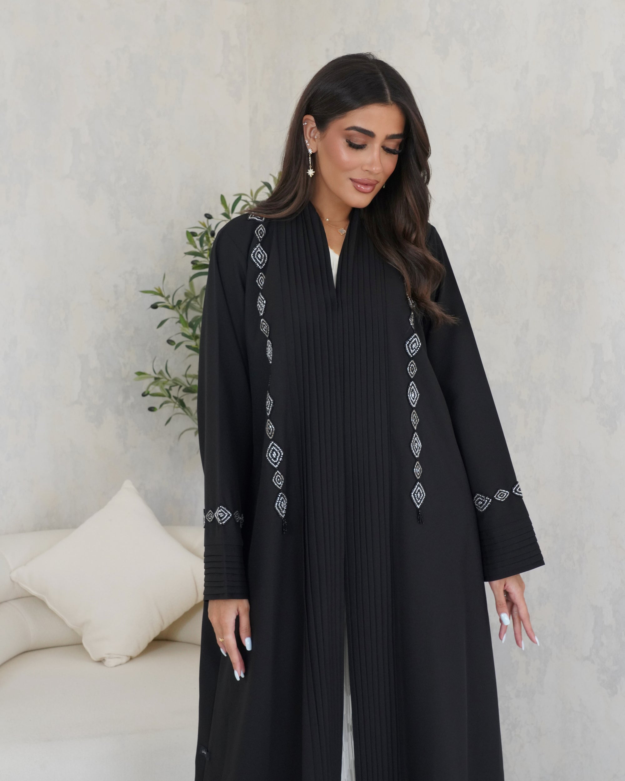 R126 Black classic Abaya Set