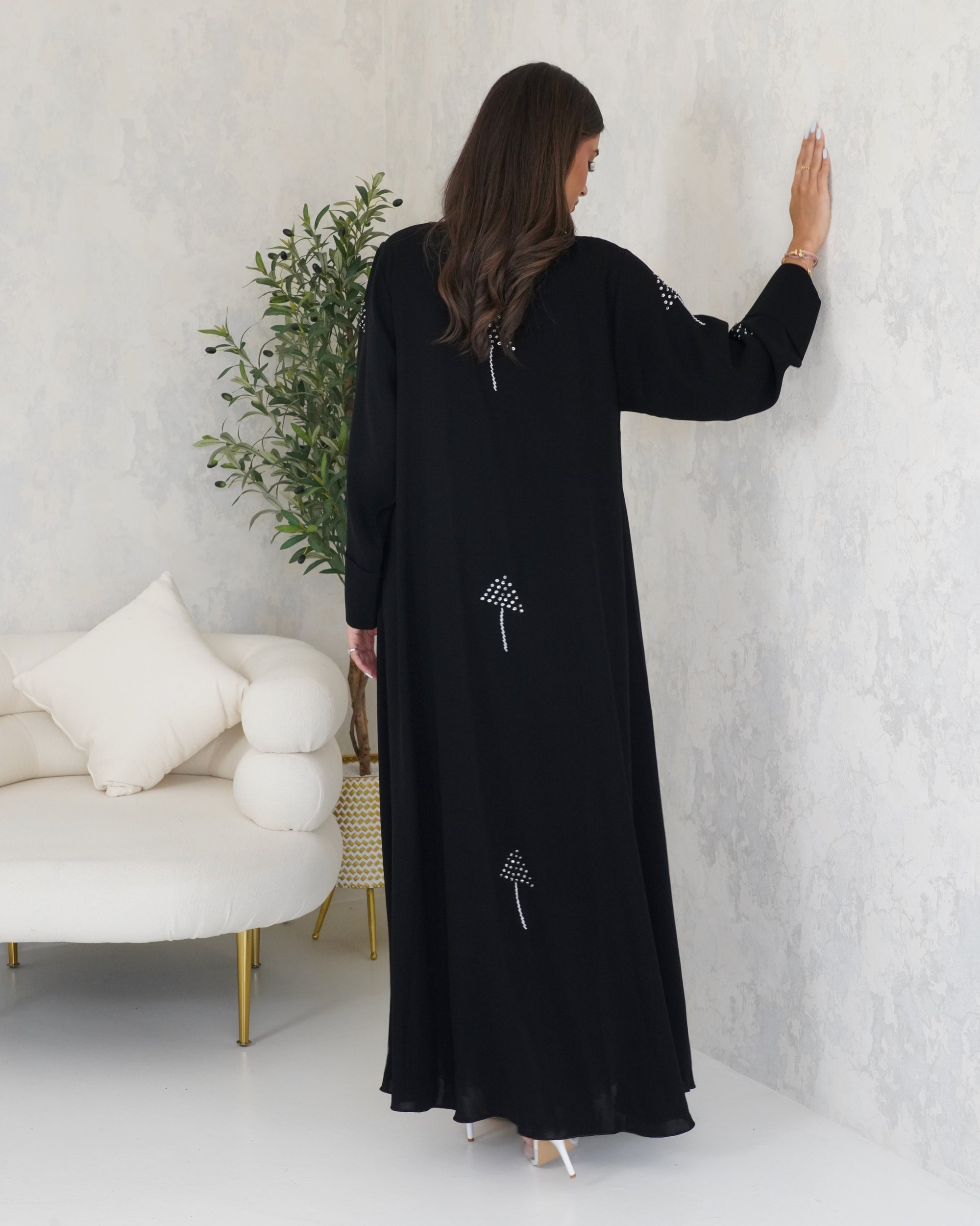 R129 Black Abaya Set