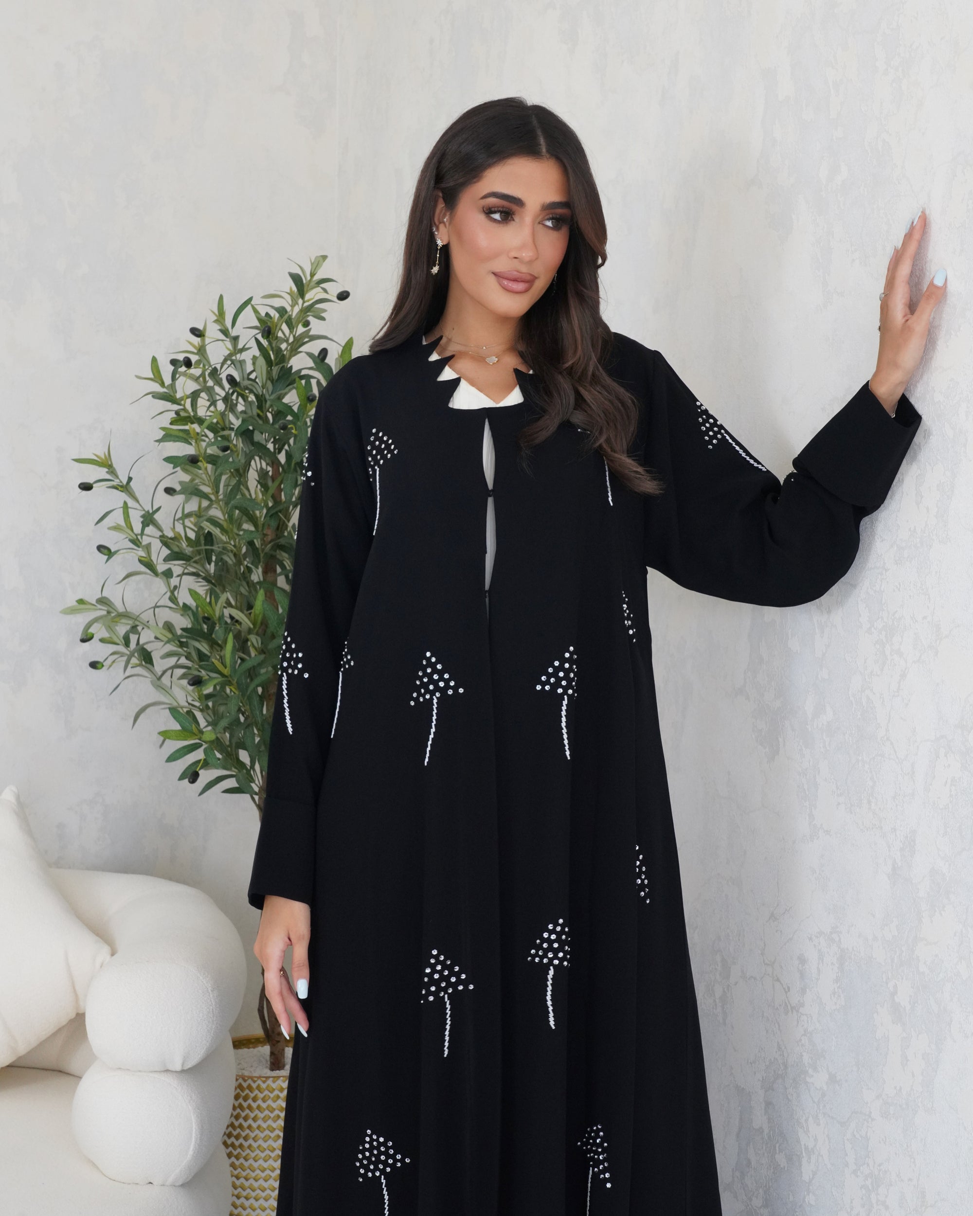 R129 Black Abaya Set