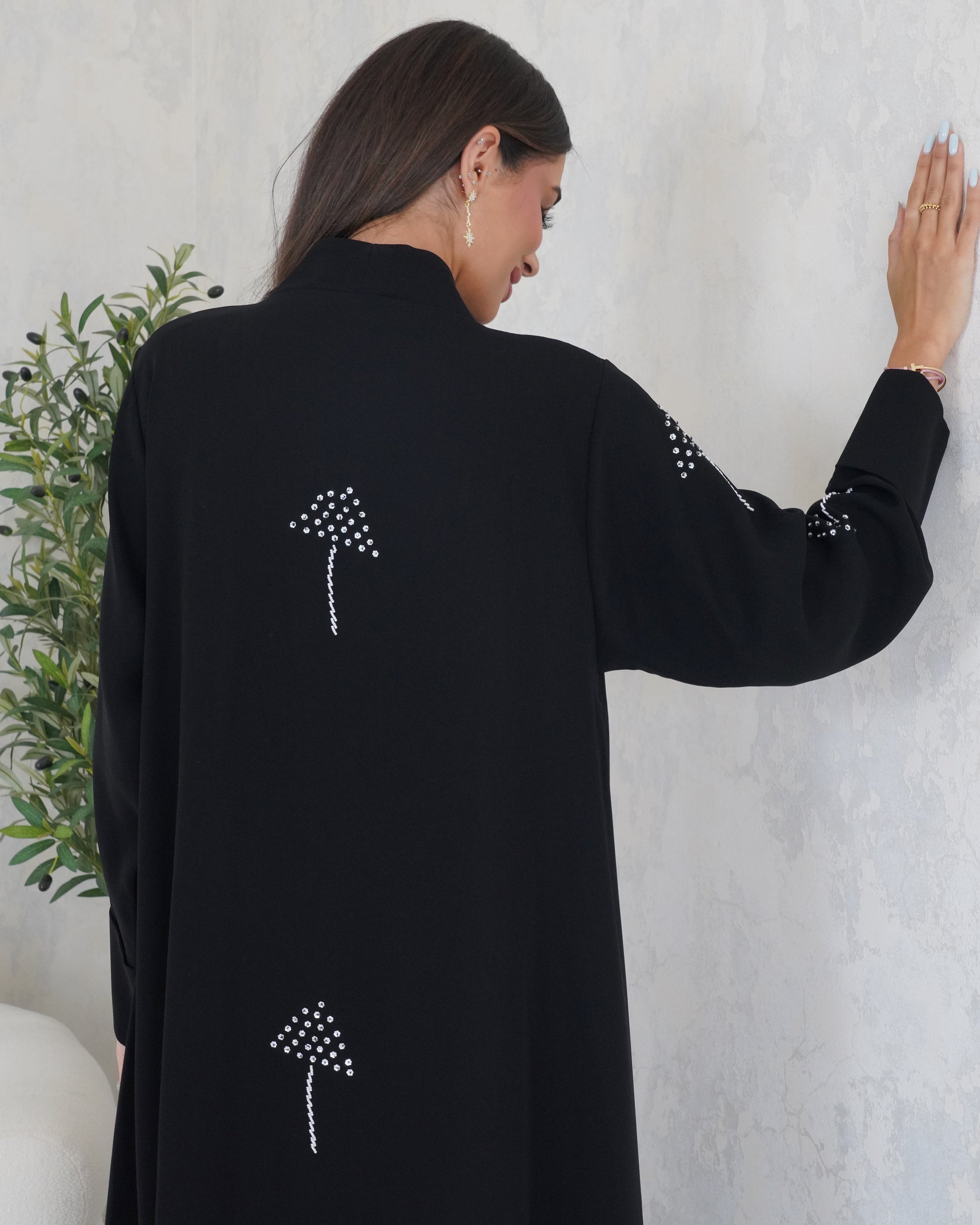R129 Black Abaya Set