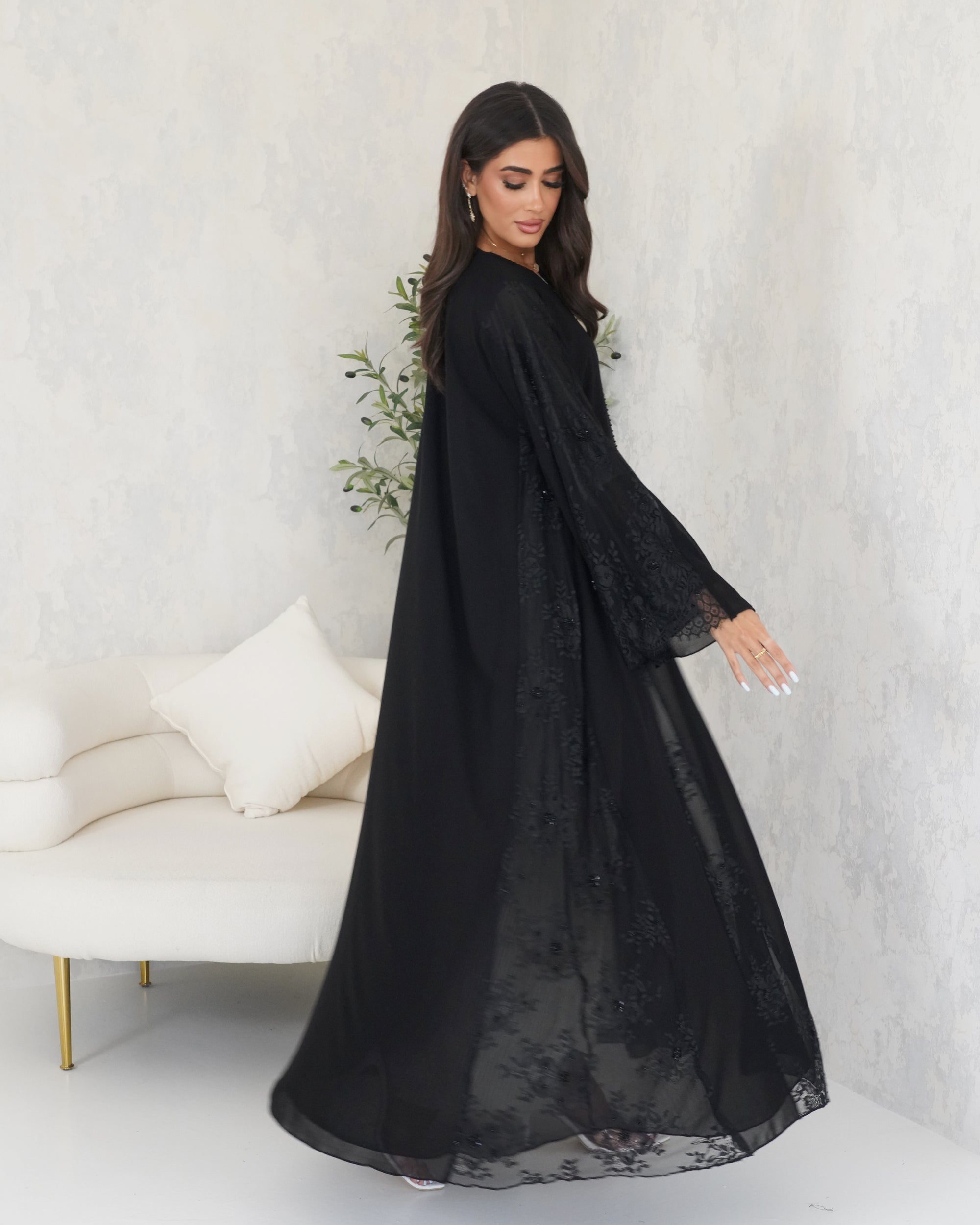 R130 Black Dantel Abaya Set