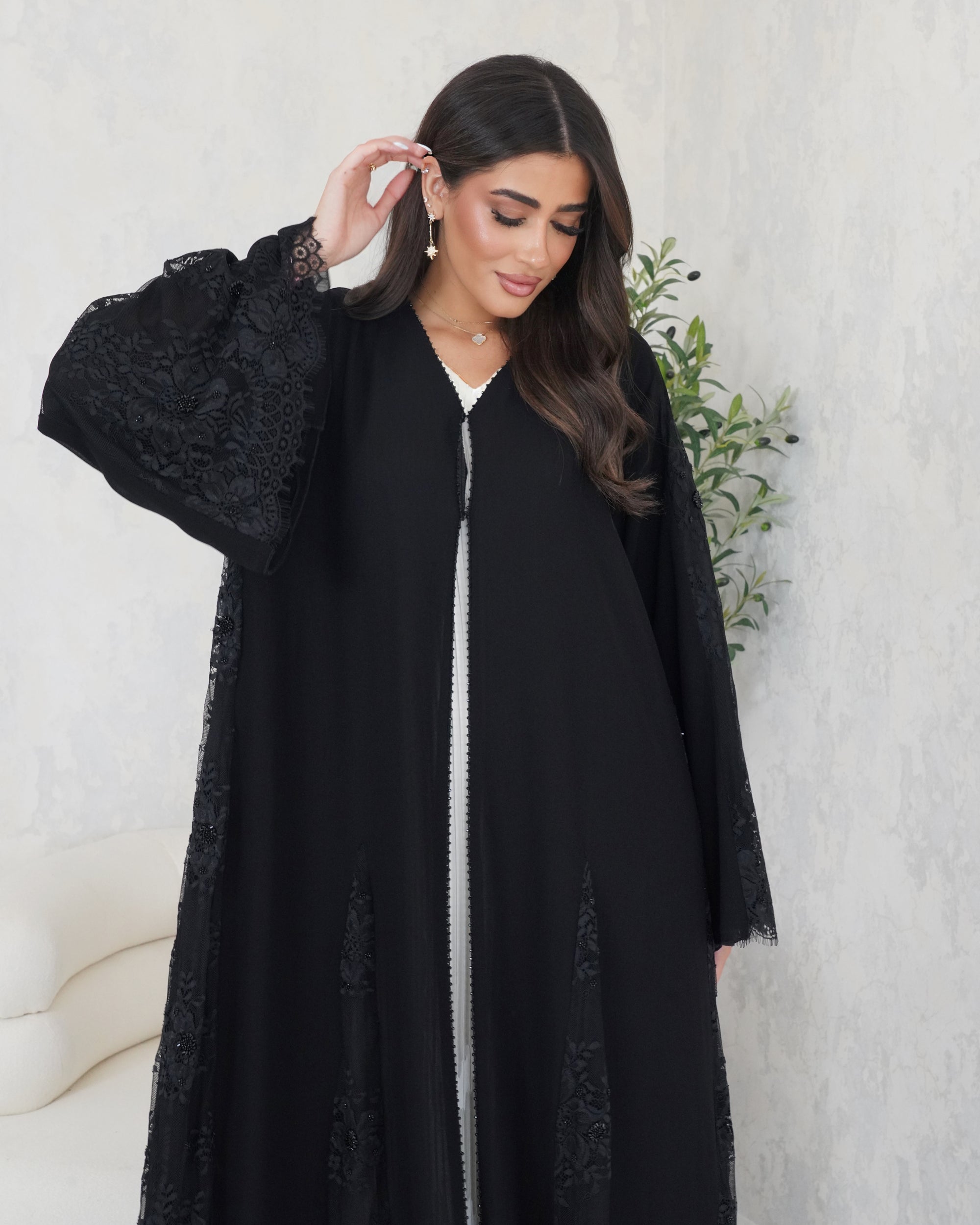R130 Black Dantel Abaya Set