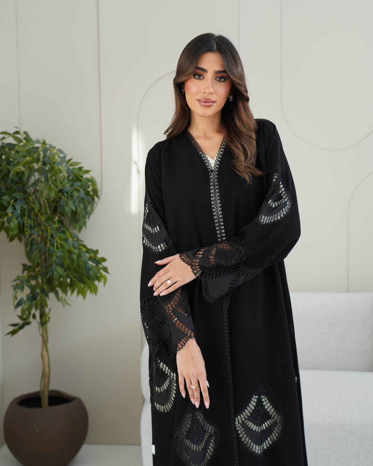 R233 Black Classic Abaya Set