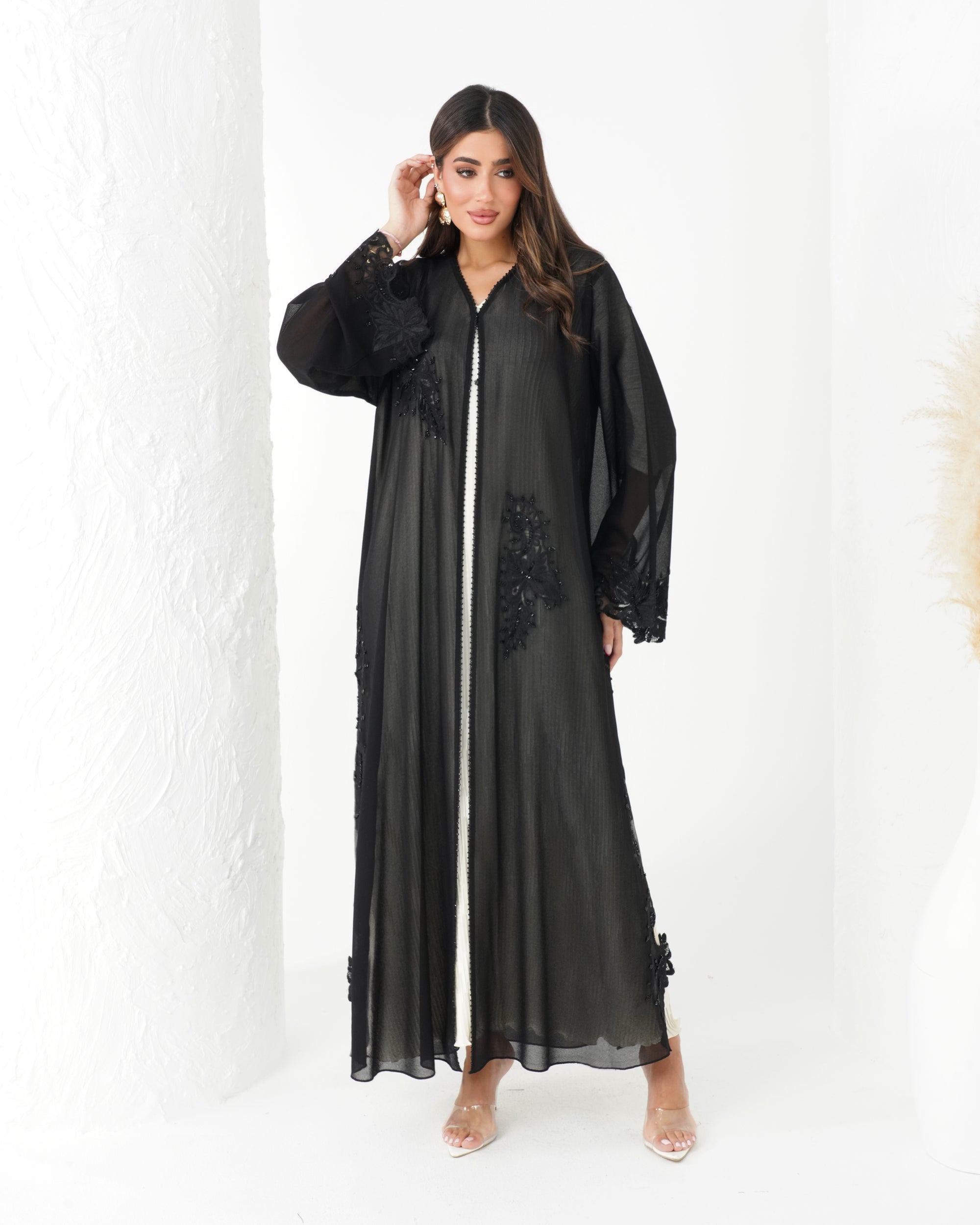 R185 Black elegant  Abaya Set