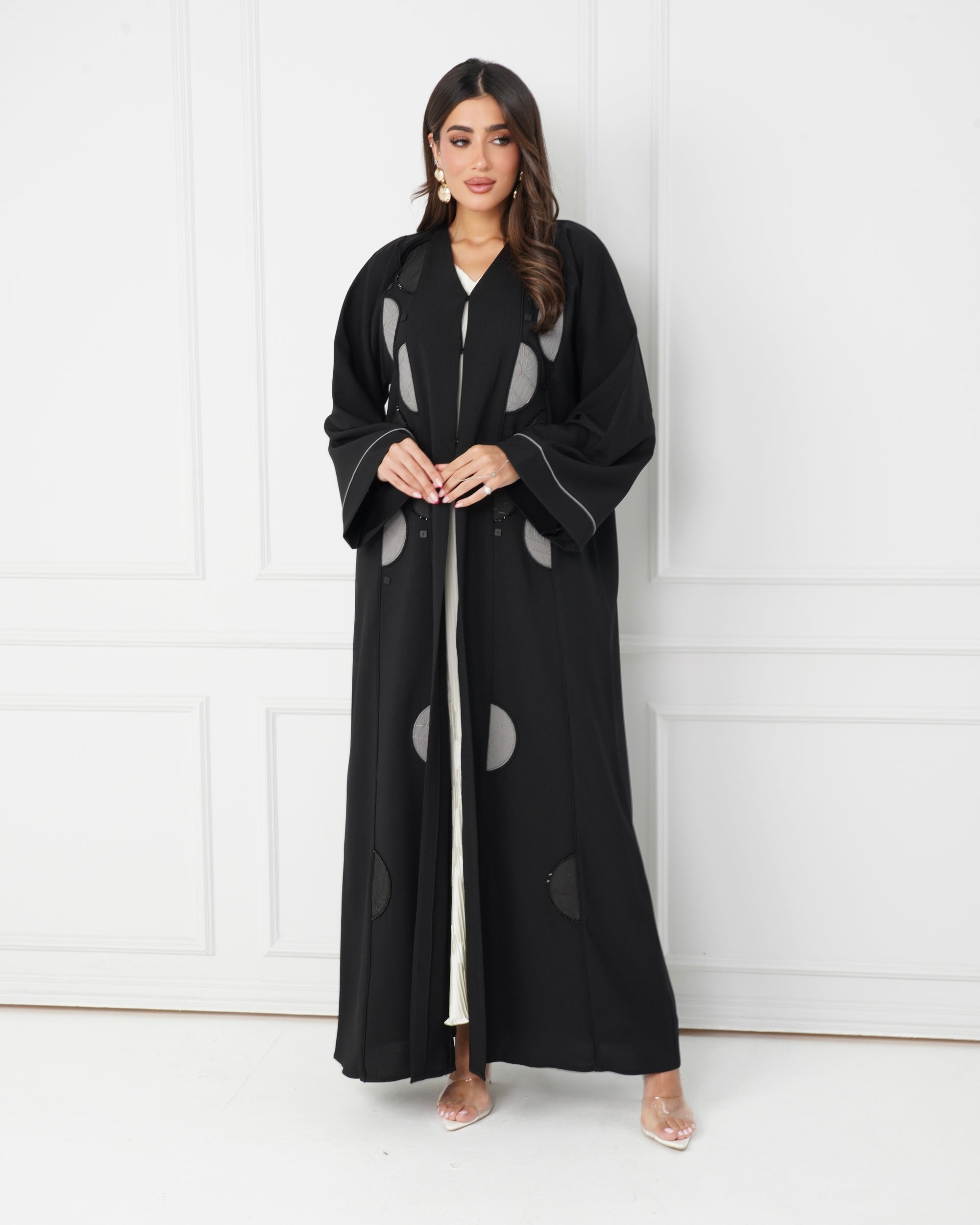 R188 Black elegant  Abaya Set