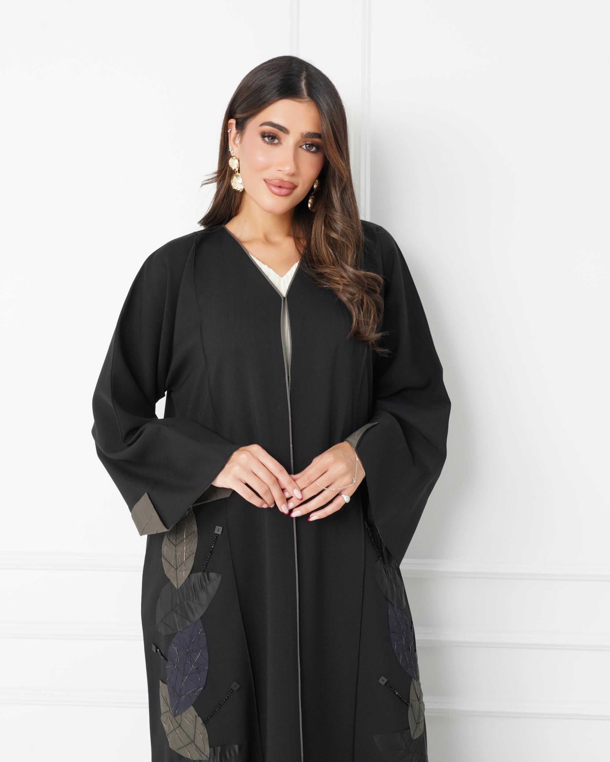 R192 Black elegant  Abaya Set