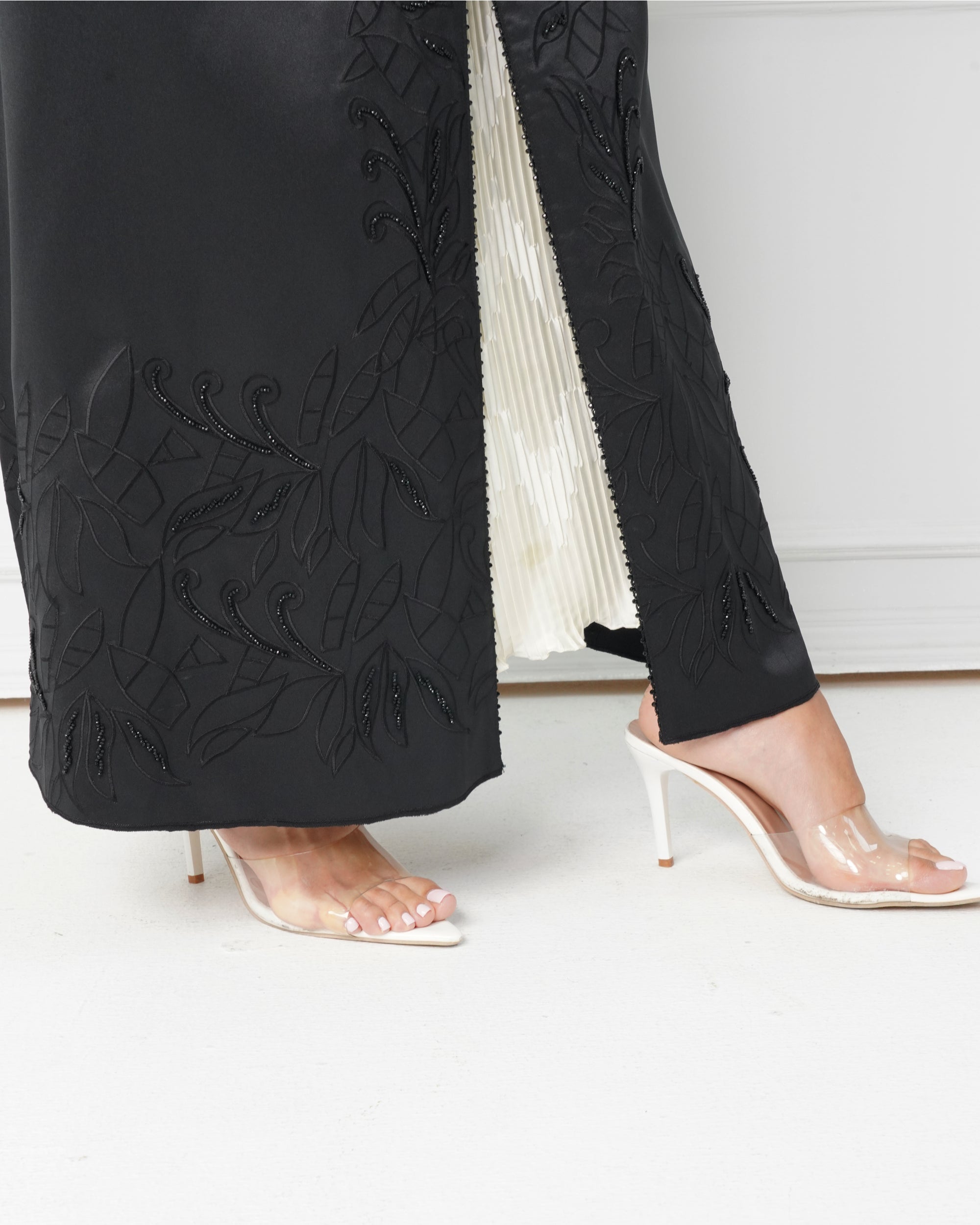 R183 Black elegant Designer  Abaya Set