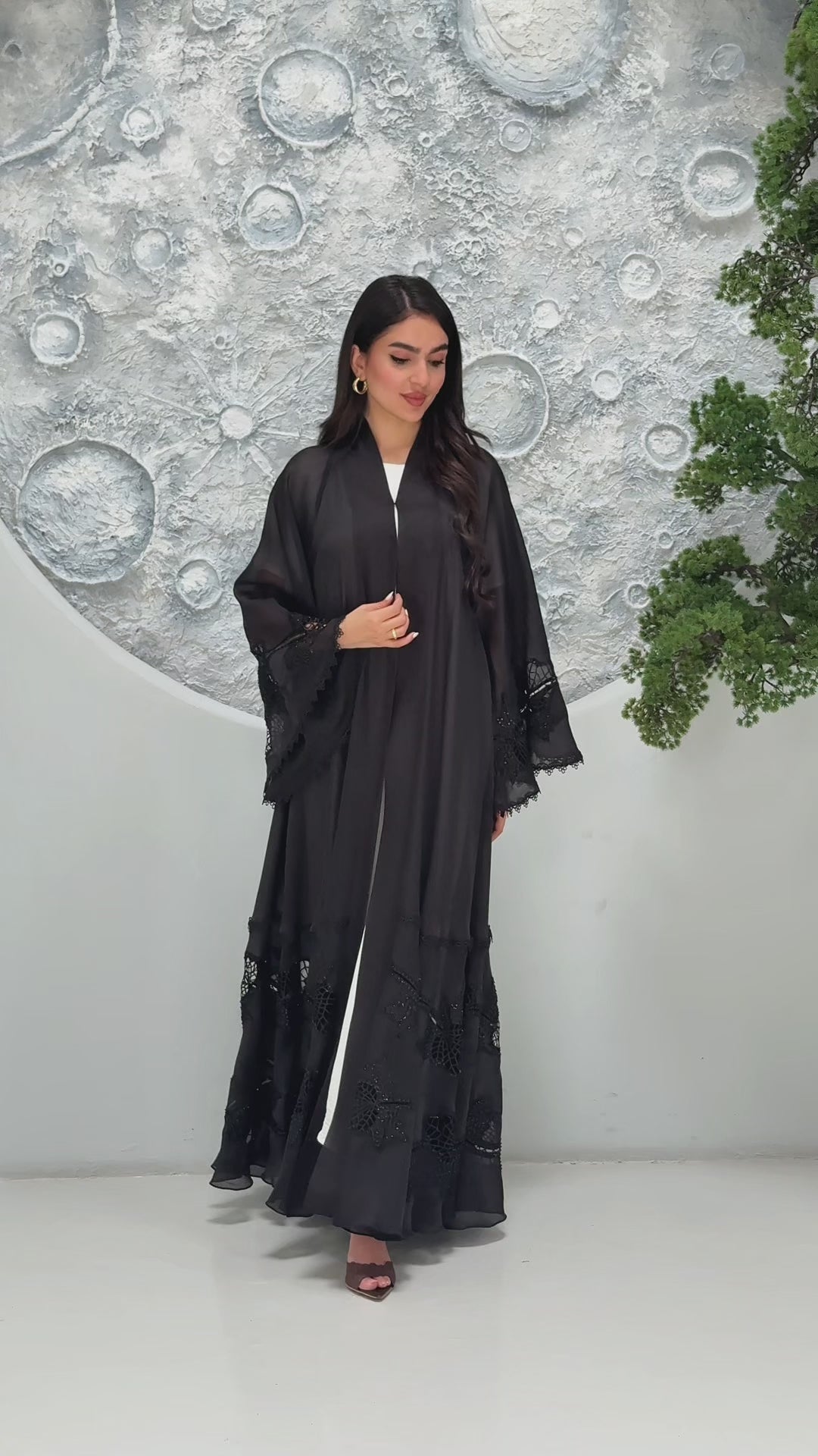 R320 New Fashionable Designer Shining Organza Black Abaya