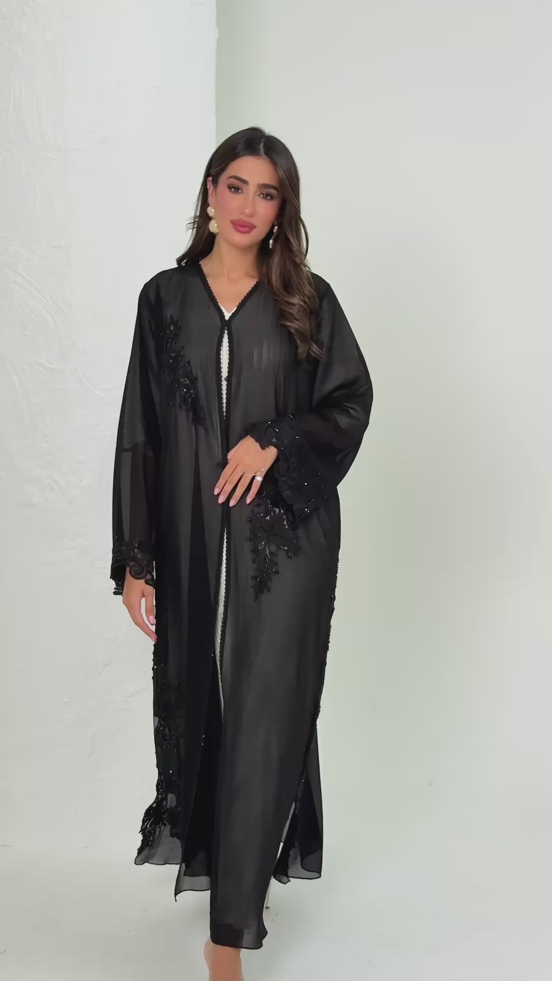 R185 Black elegant  Abaya Set
