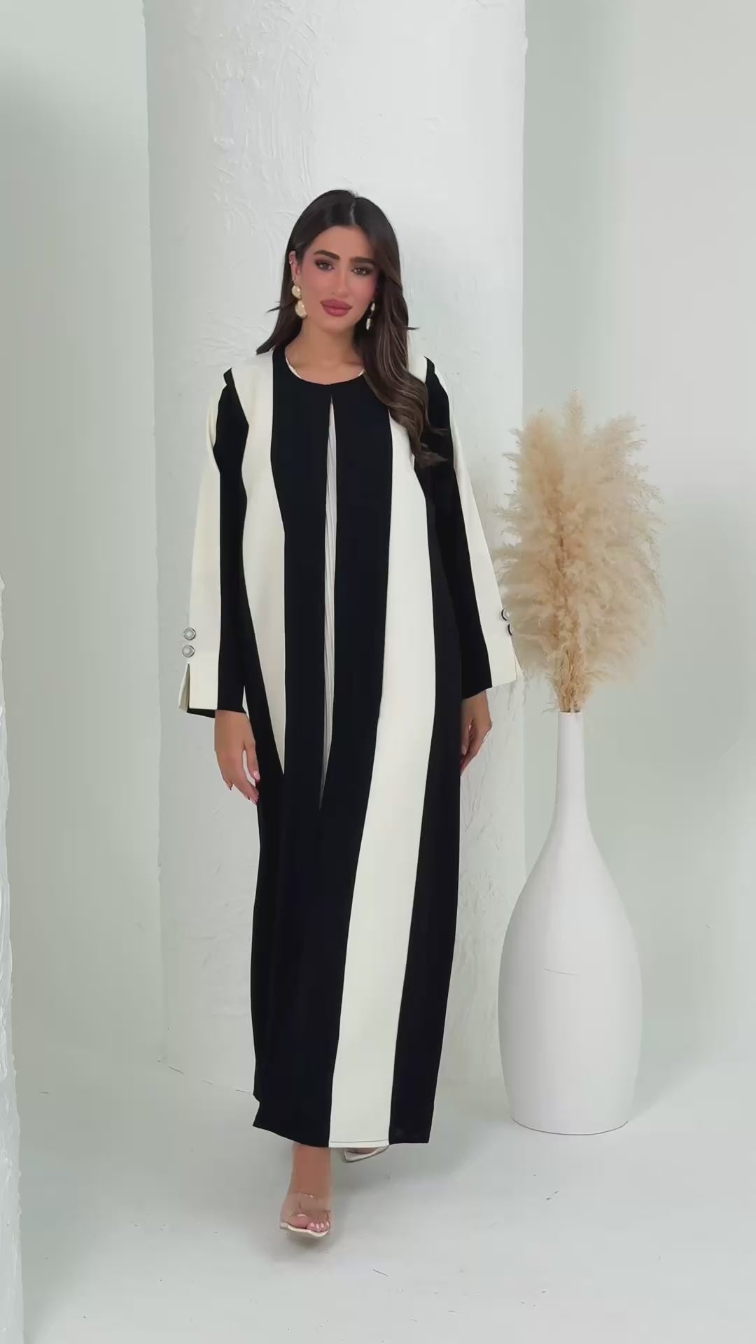 R175 Black And White Exclusive Designer  Abaya Set