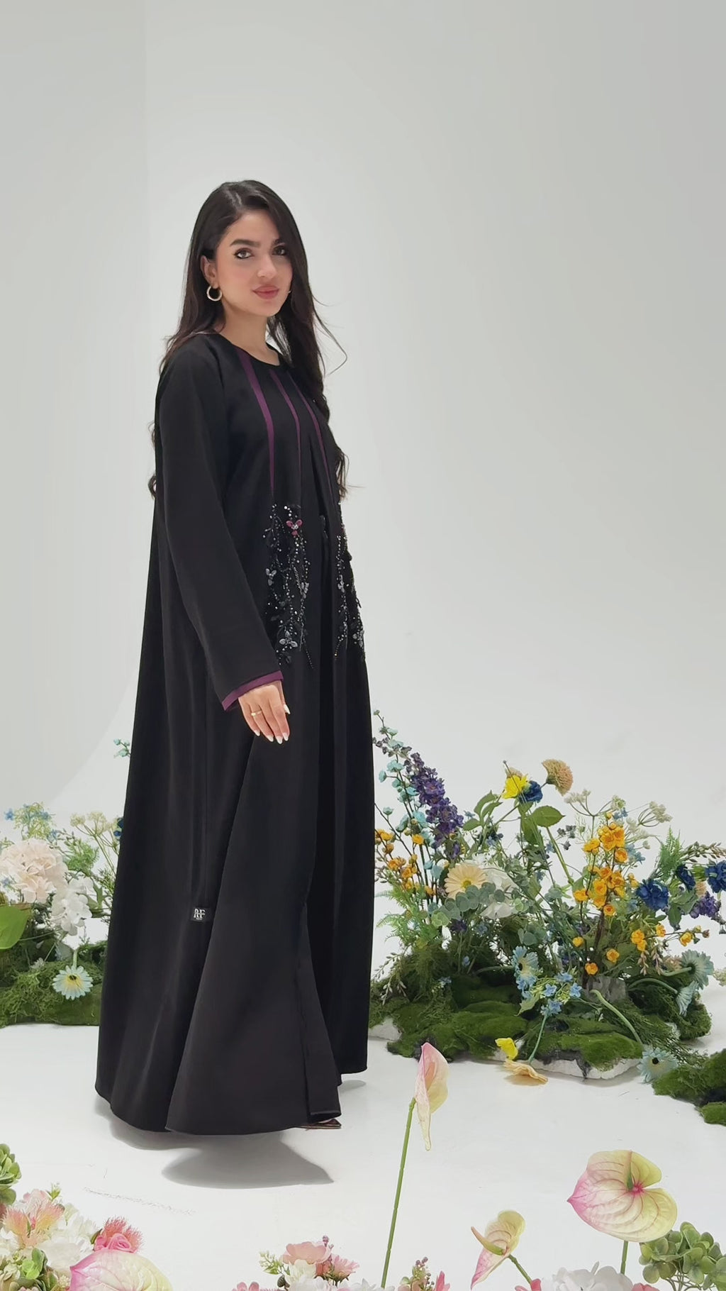 R304 New Fashionable Colour full leaf Handmade Beads work Black Abaya