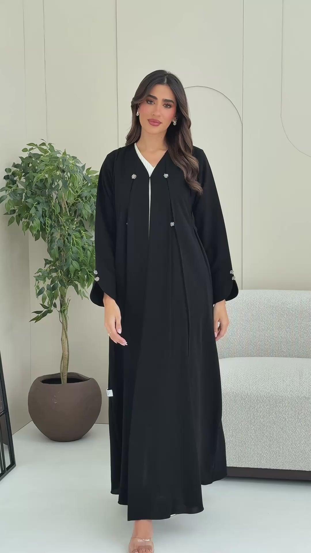 R253 Black classic Fshion Abaya set