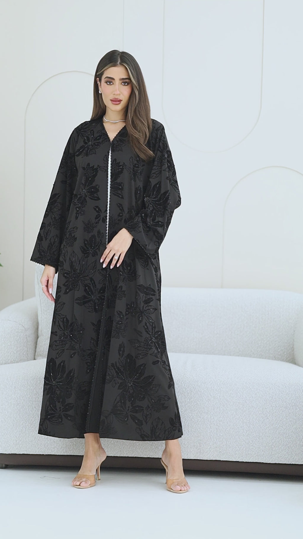 R271  Handmade Floral & Tilla Lace Luxury Abaya