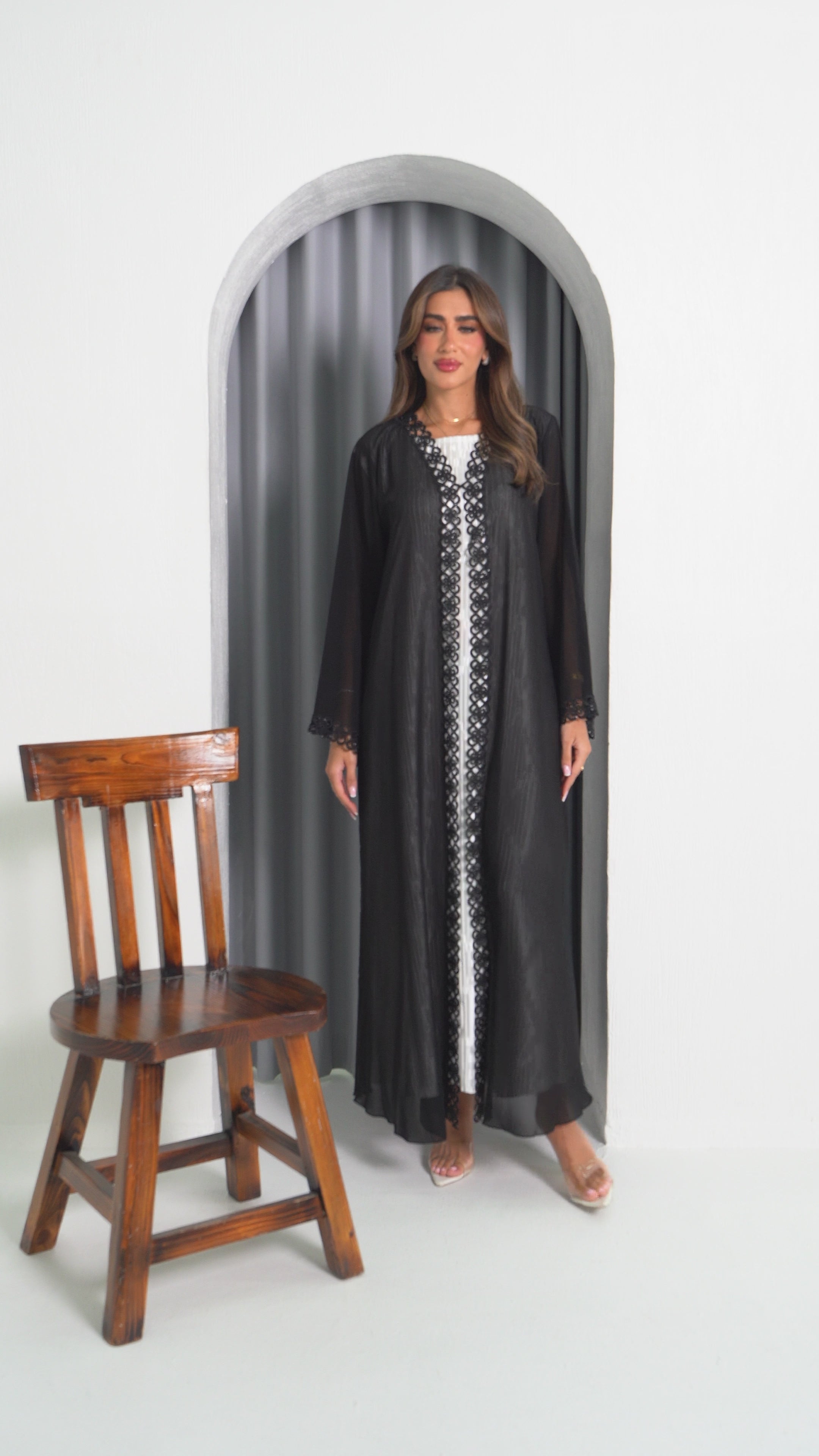 R193 Black elegant  Abaya Set