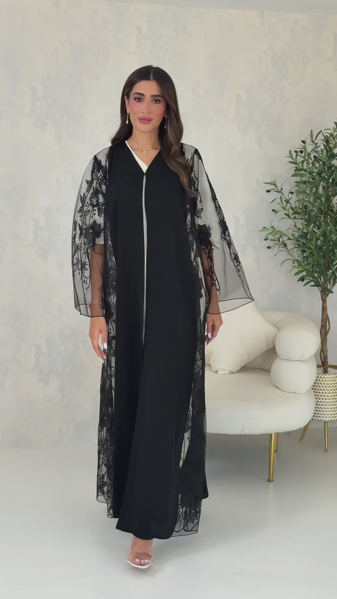 R105 Black Abaya Set