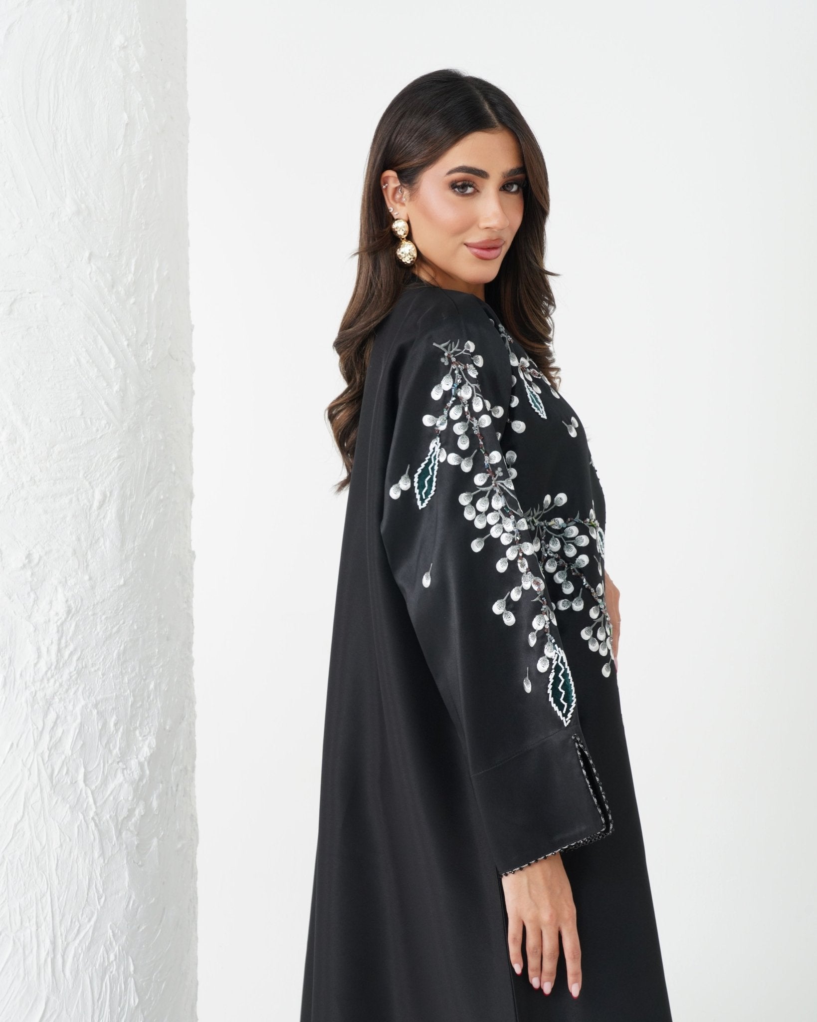 R180 Black Classic Designer Abaya Set Abaya for Women UAE – Abaya – Rutba Fashion Abaya
