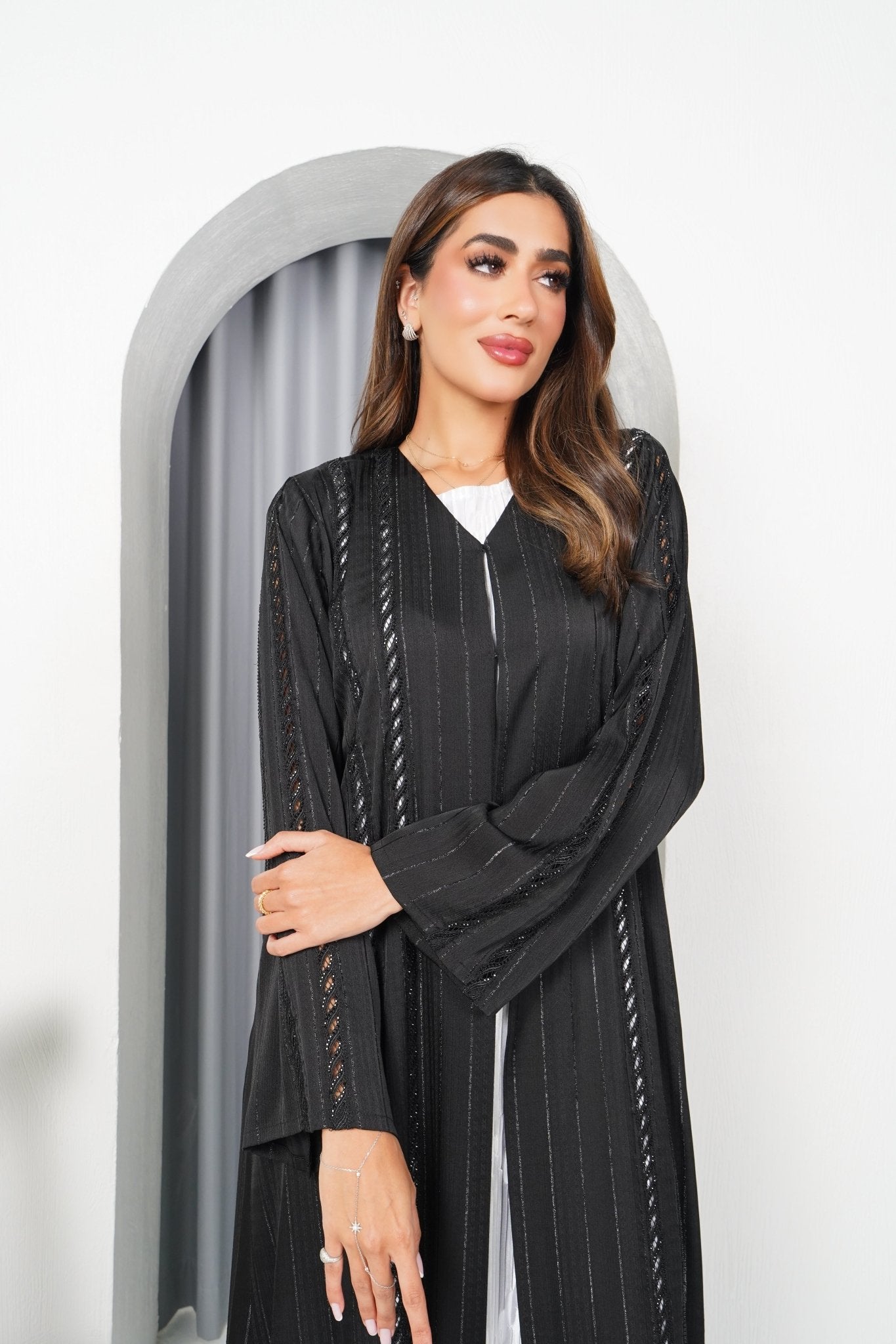 R197 Black Classic Abaya Set Abaya for Women UAE – Abaya – Rutba Fashion Abaya