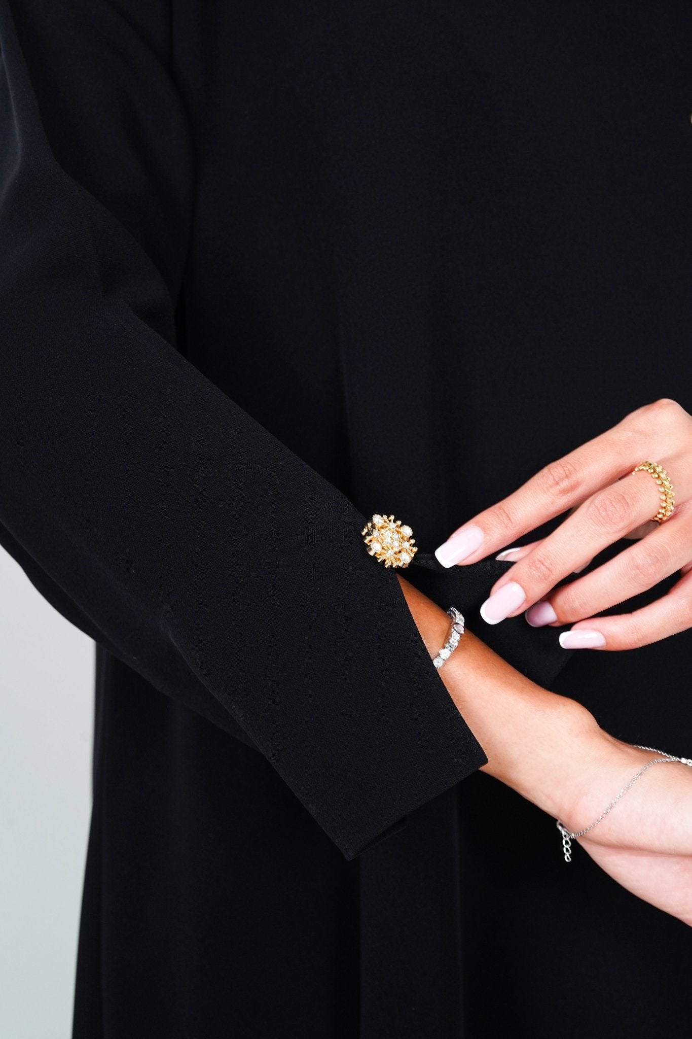 R205 Black Classic Abaya Set Abaya for Women UAE – Abaya – Rutba Fashion Abaya