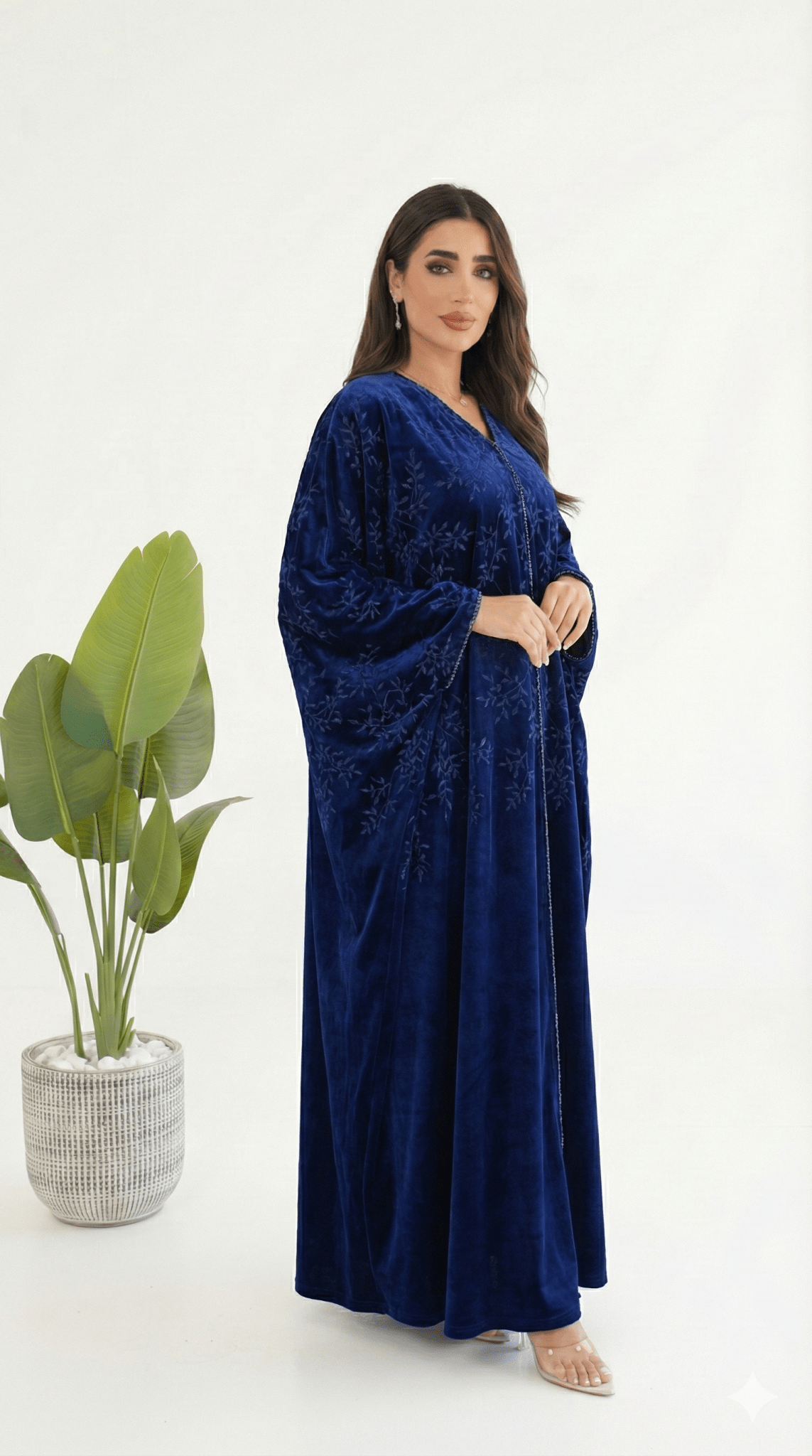 R224 Premium Winter Velvet Abaya Set – Kurian Made Abaya for Women UAE – Abaya – Rutba Fashion Abaya