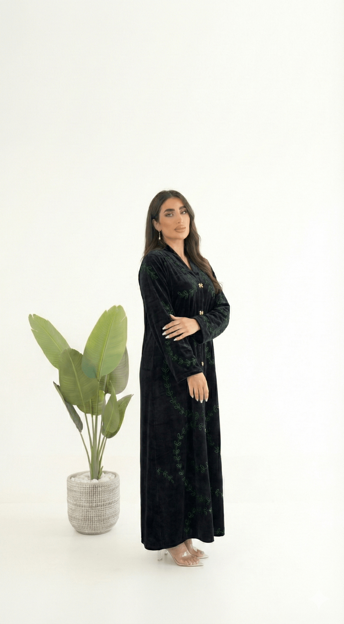 R228 Velvet Abaya Set Abaya for Women UAE – Abaya – Rutba Fashion Abaya
