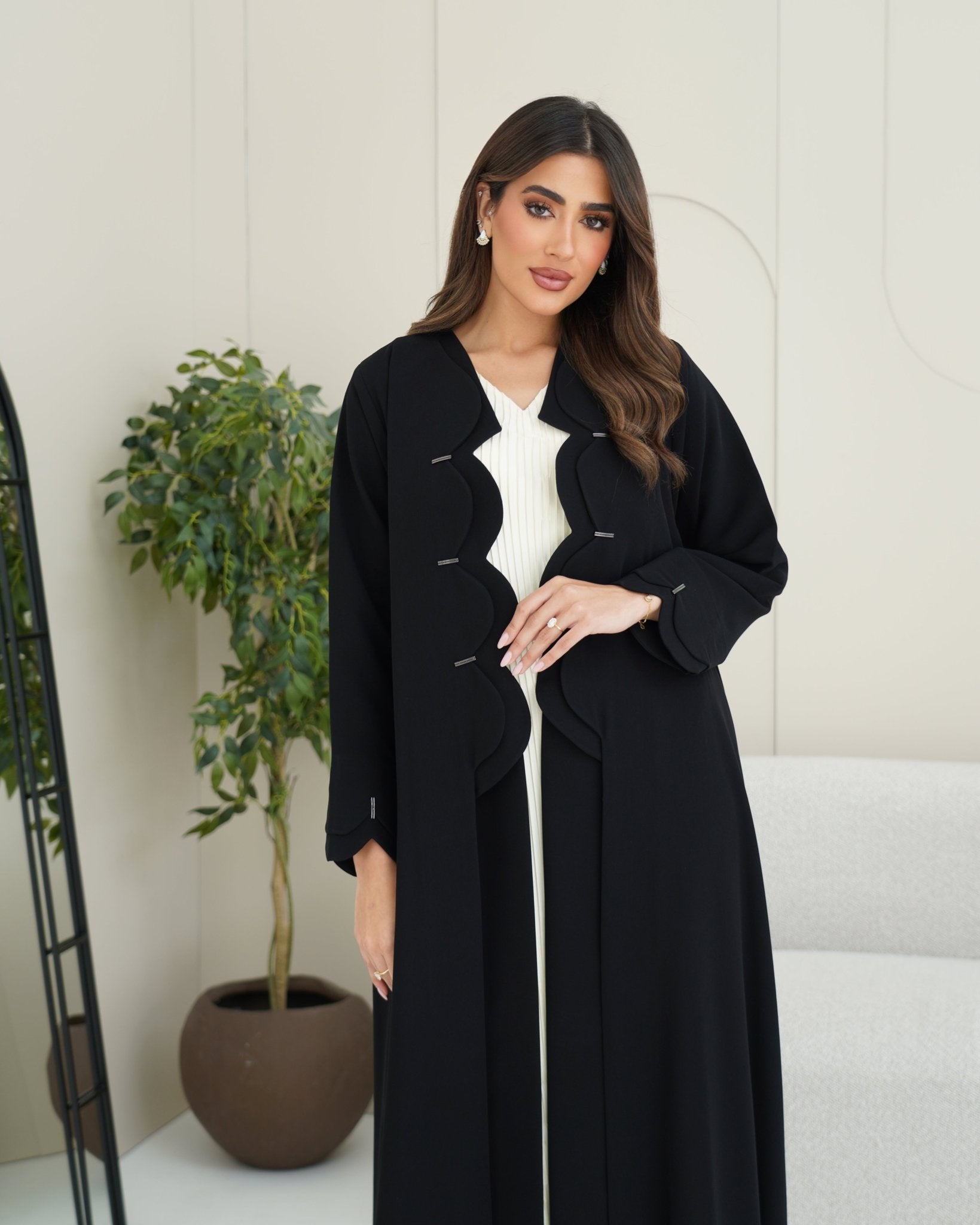 R252 Black Cutting Model Abaya for Women UAE – Abaya – Rutba Fashion Abaya