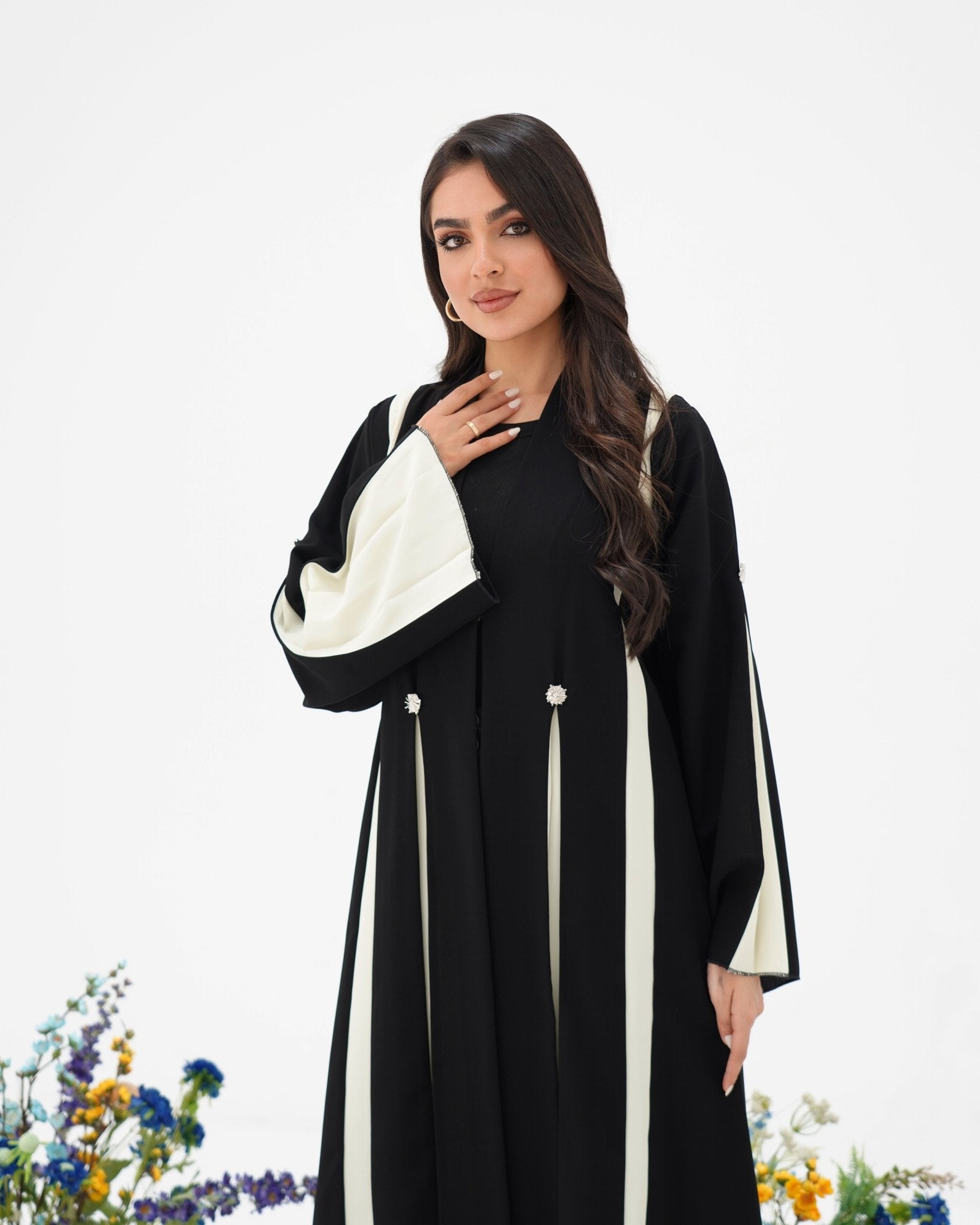 R297 Stylish cutting Model black and beige Abaya Abaya for Women UAE – Abaya – Rutba Fashion Abaya