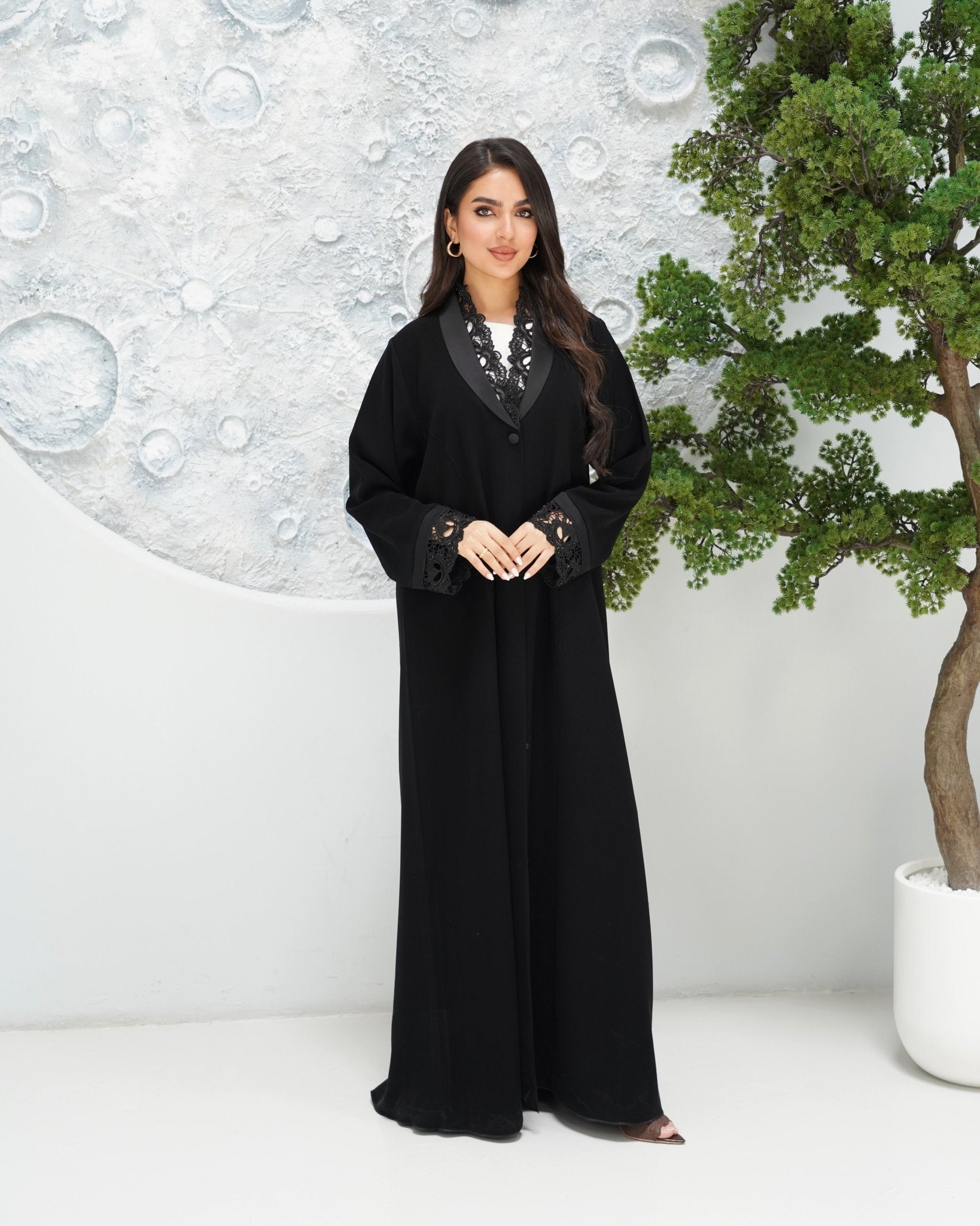 R317 Luxurious Modern coat model Black Abaya Abaya for Women UAE – Abaya – Rutba Fashion Abaya